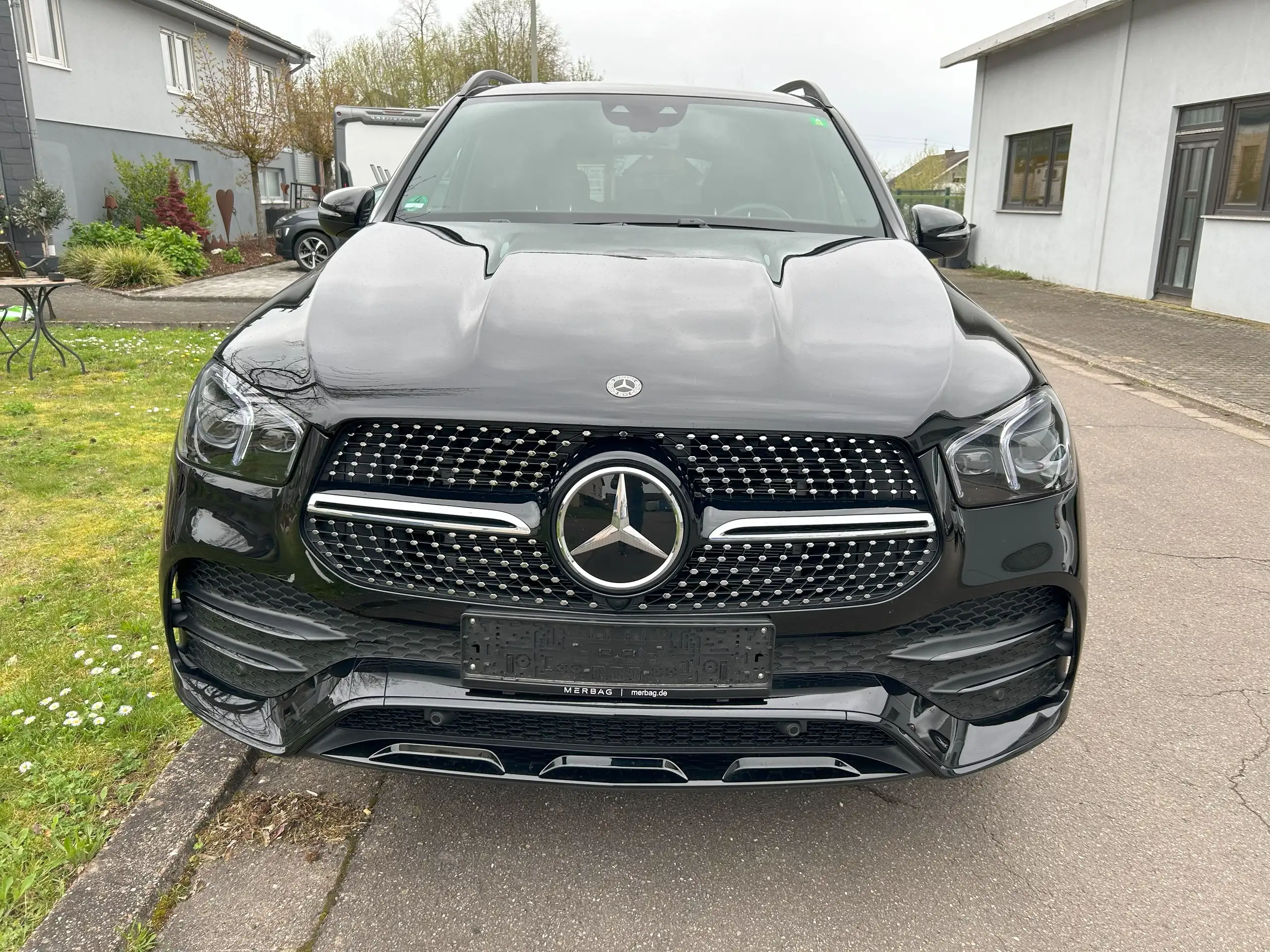 Mercedes-Benz - GLE 300