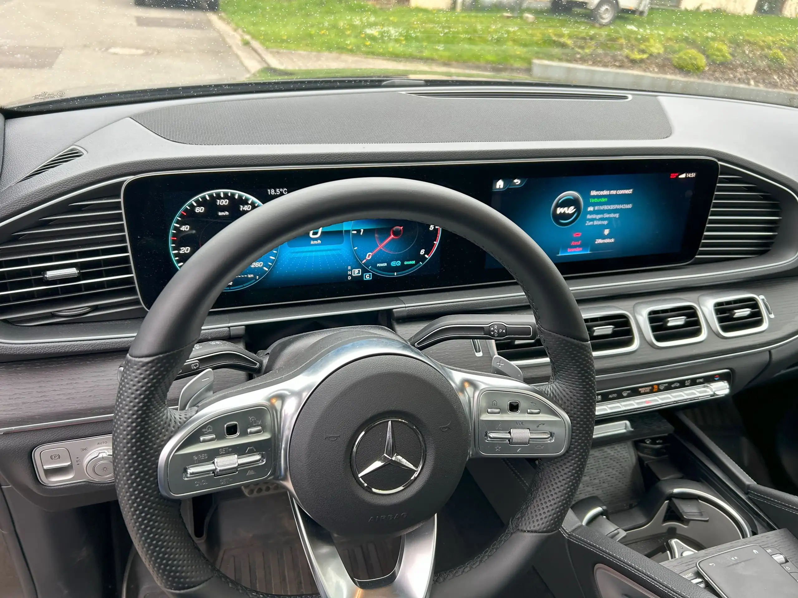 Mercedes-Benz - GLE 300