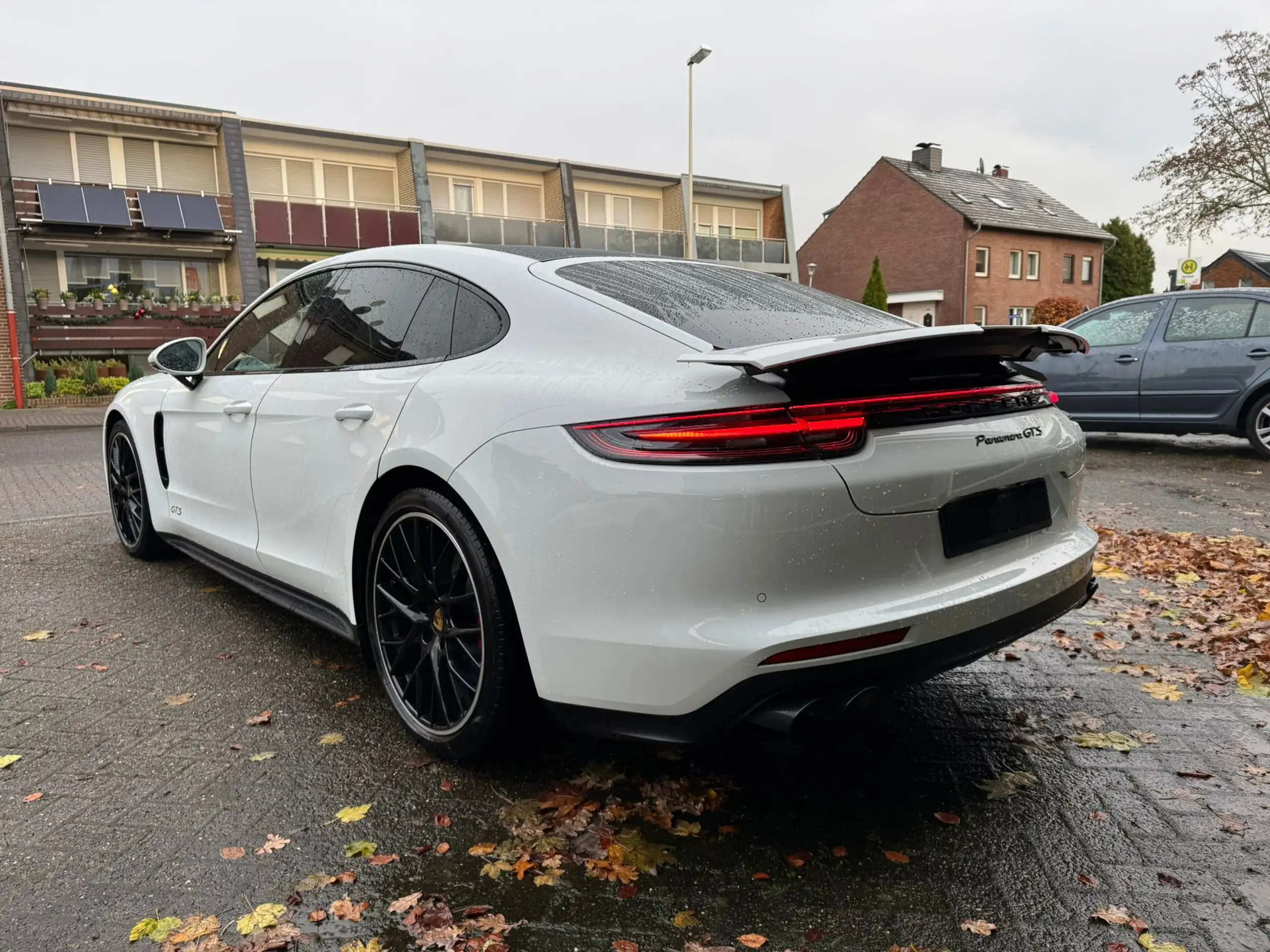 Porsche - Panamera