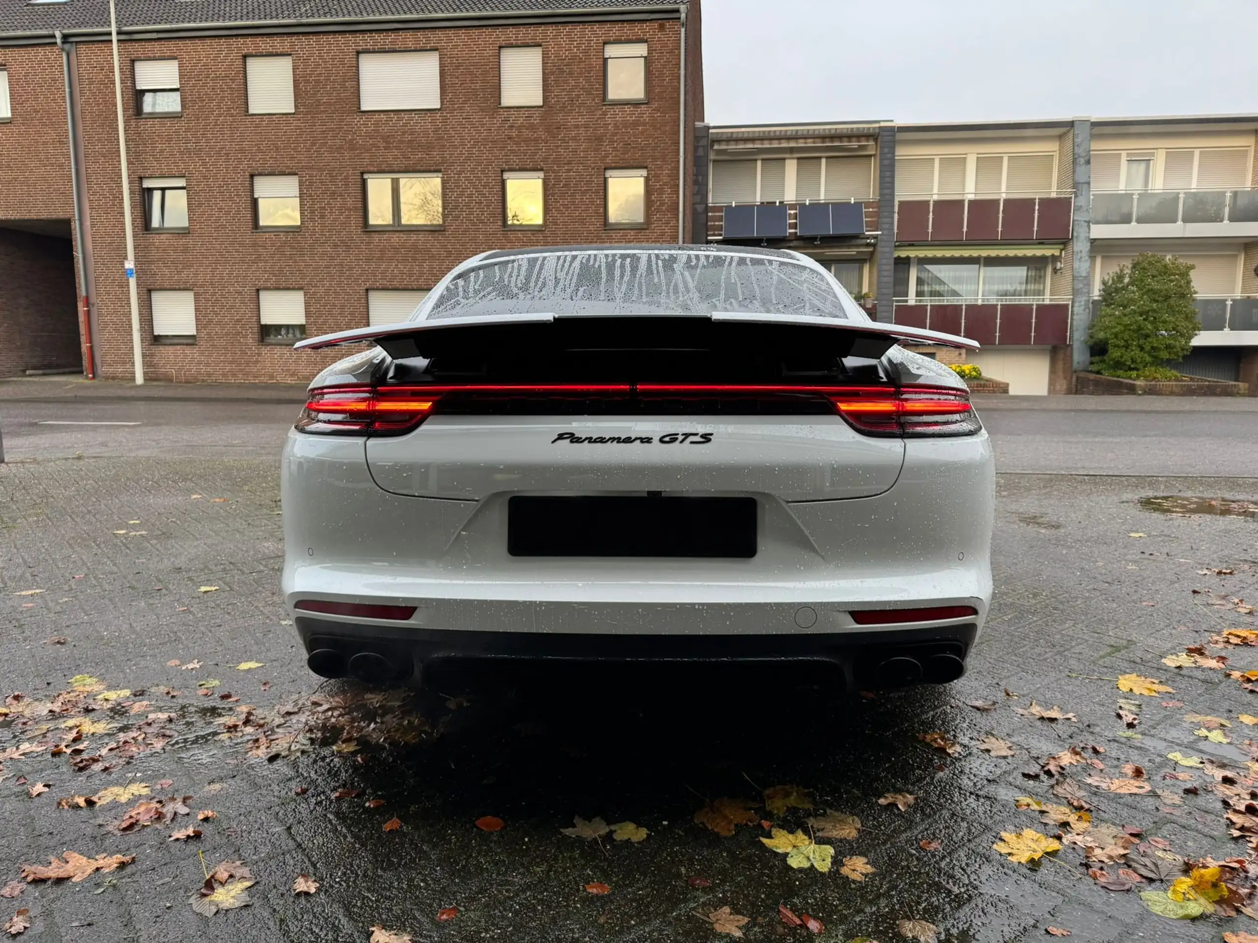 Porsche - Panamera