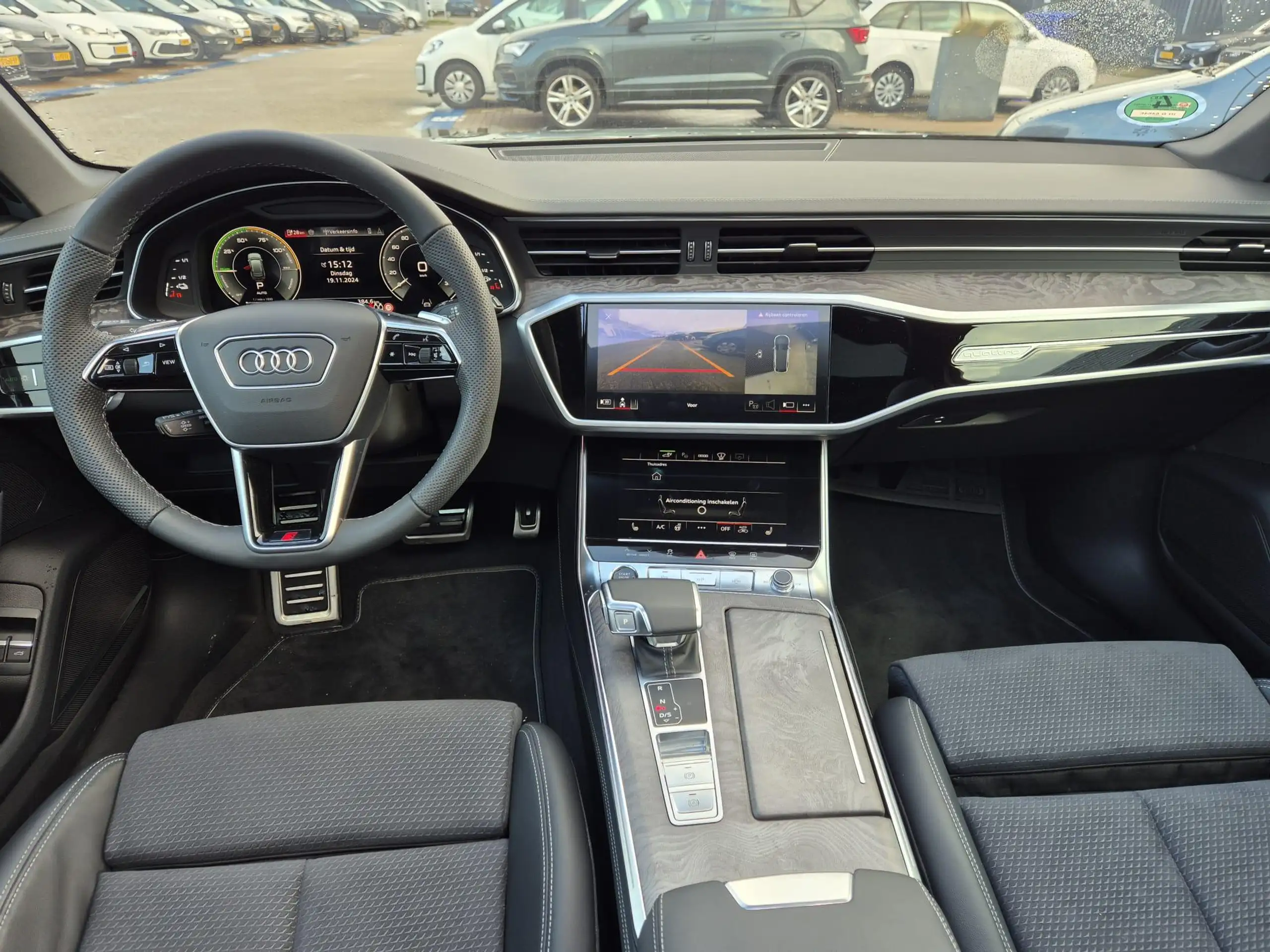 Audi - A6