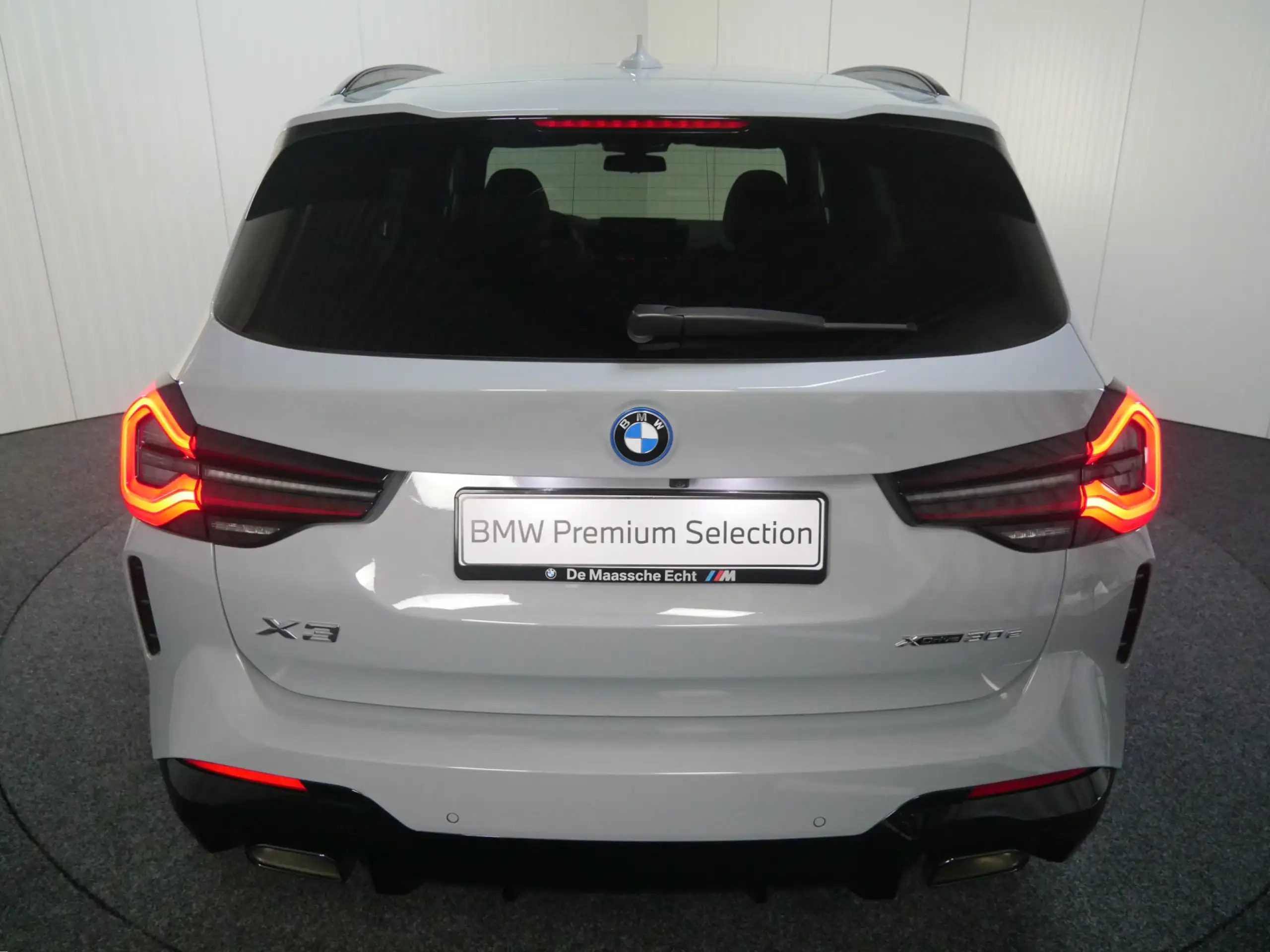 BMW - X3