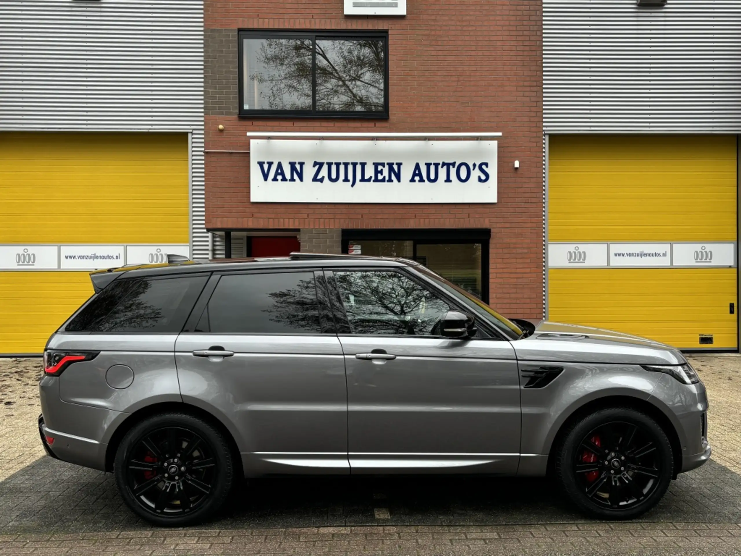 Land Rover - Range Rover Sport