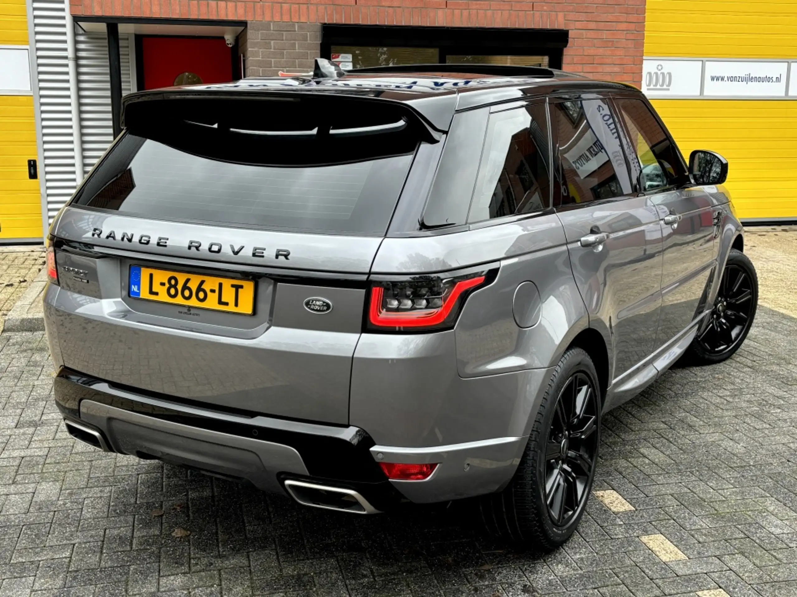 Land Rover - Range Rover Sport