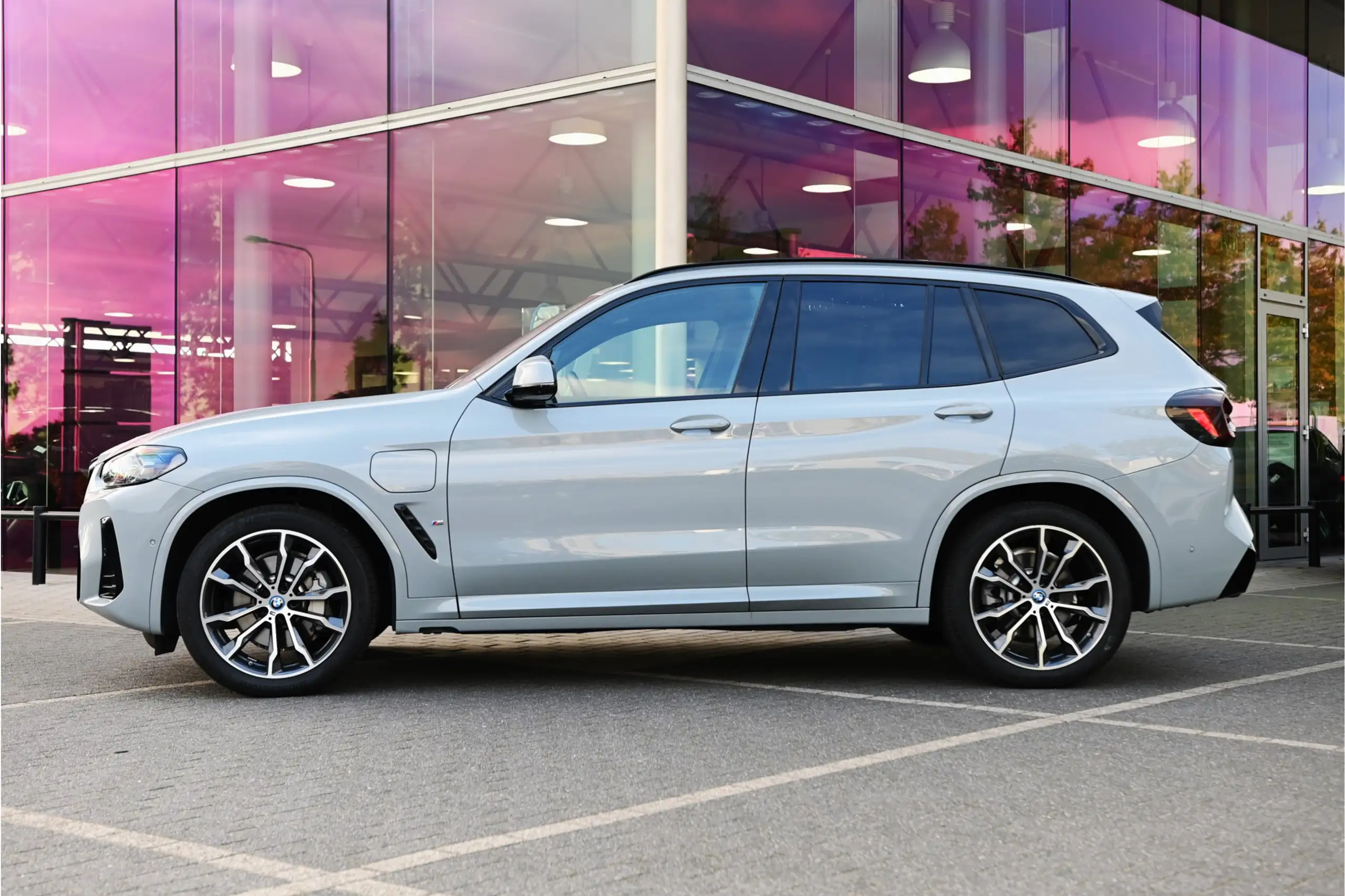 BMW - X3