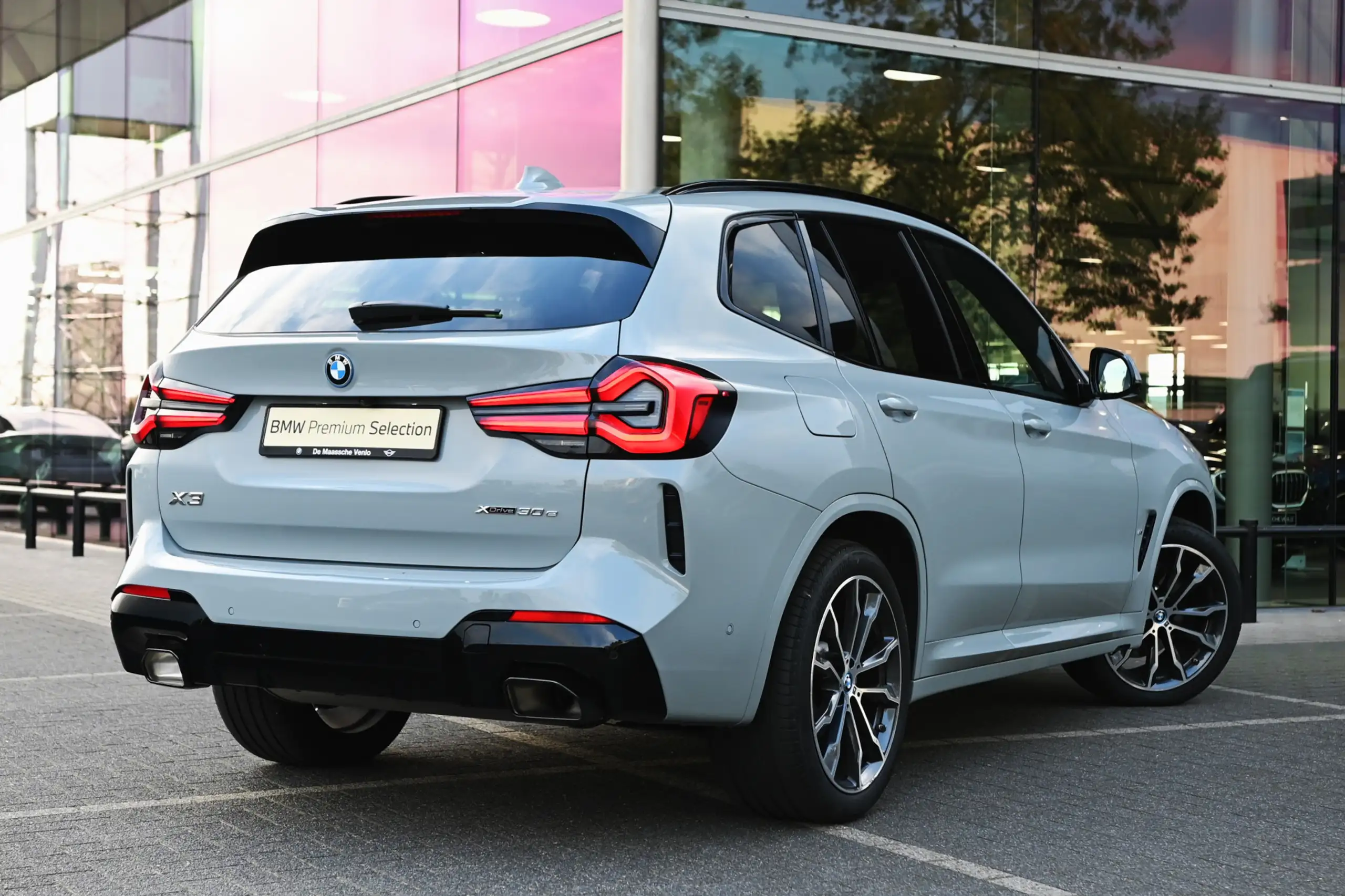 BMW - X3