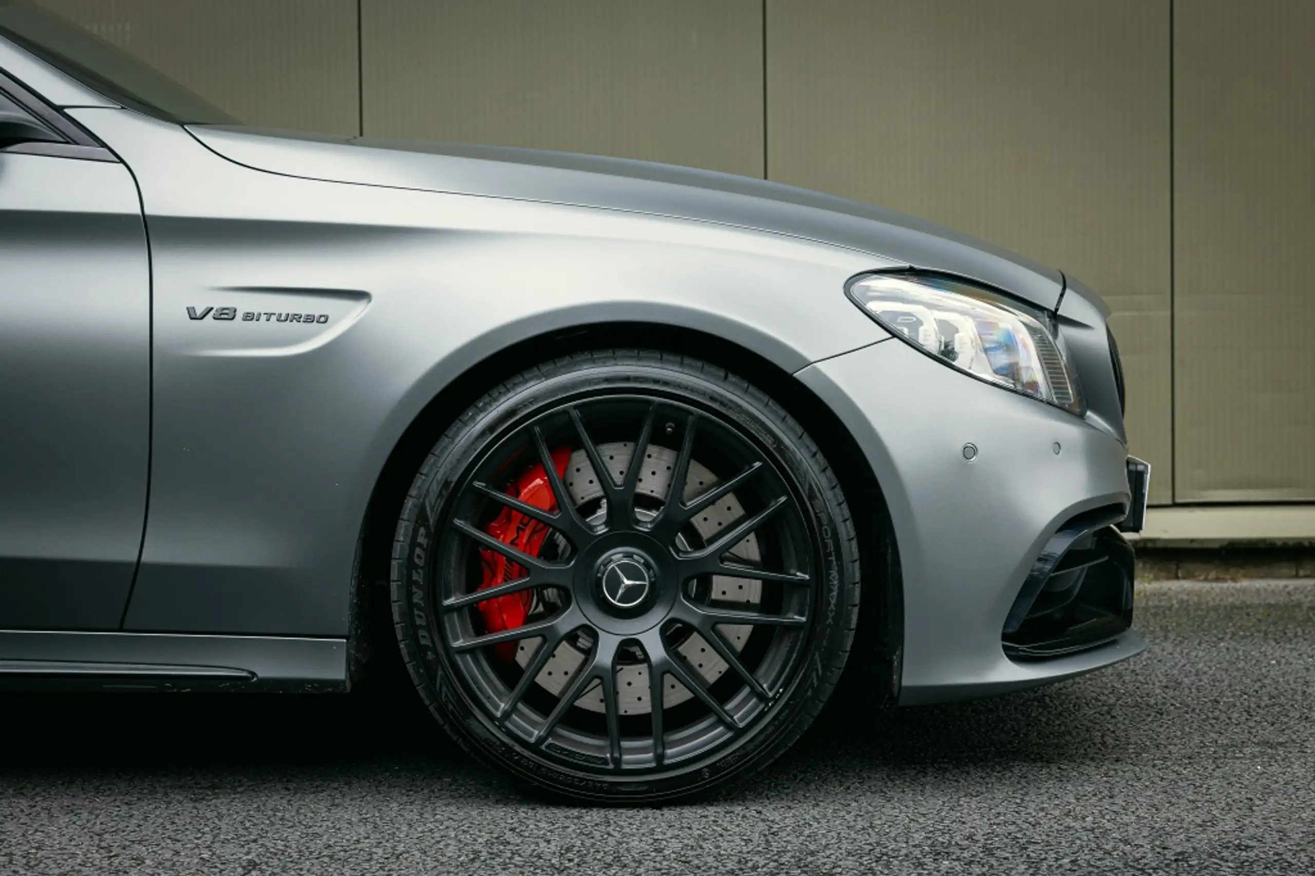 Mercedes-Benz - C 63 AMG