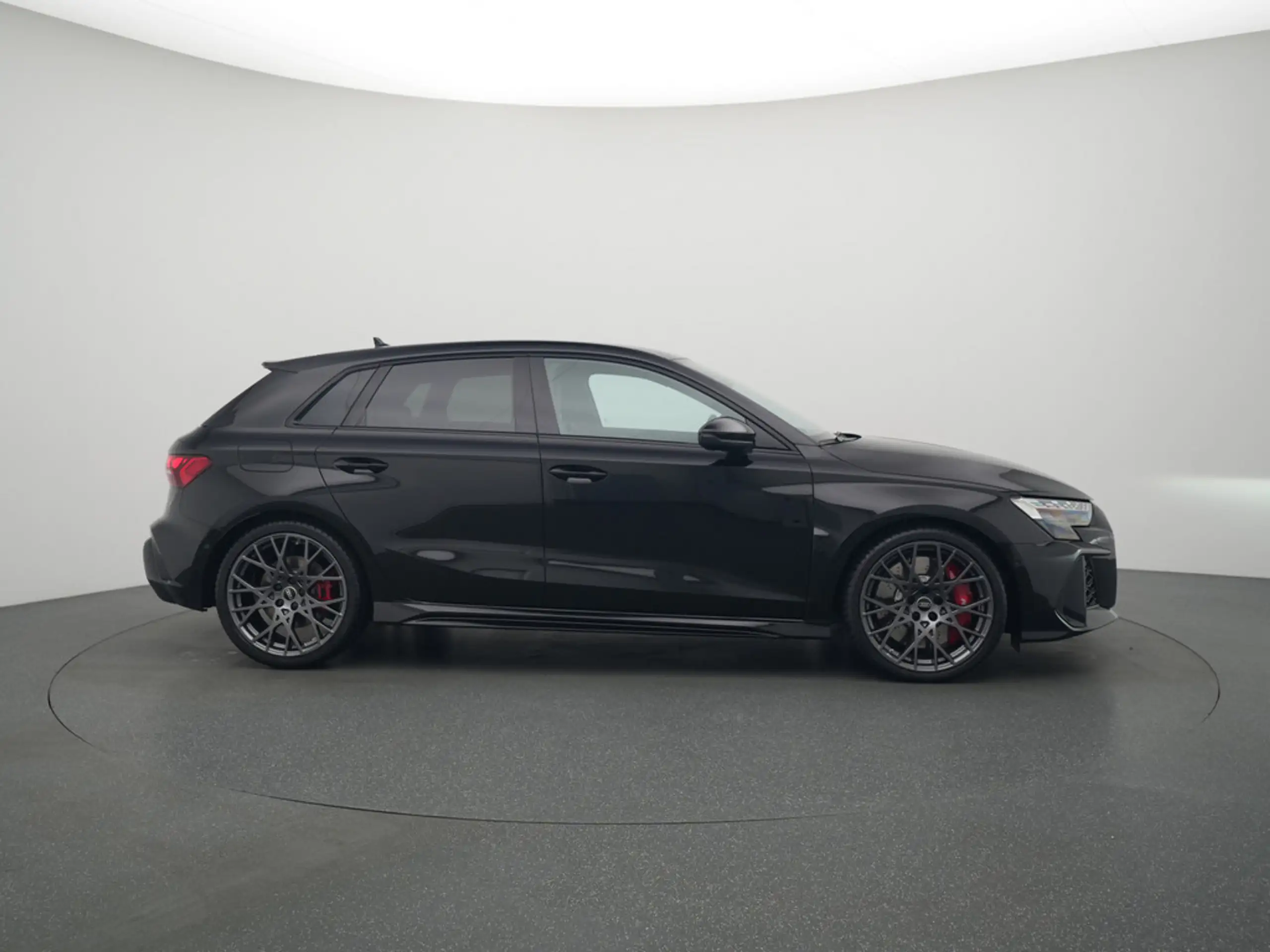 Audi - RS3