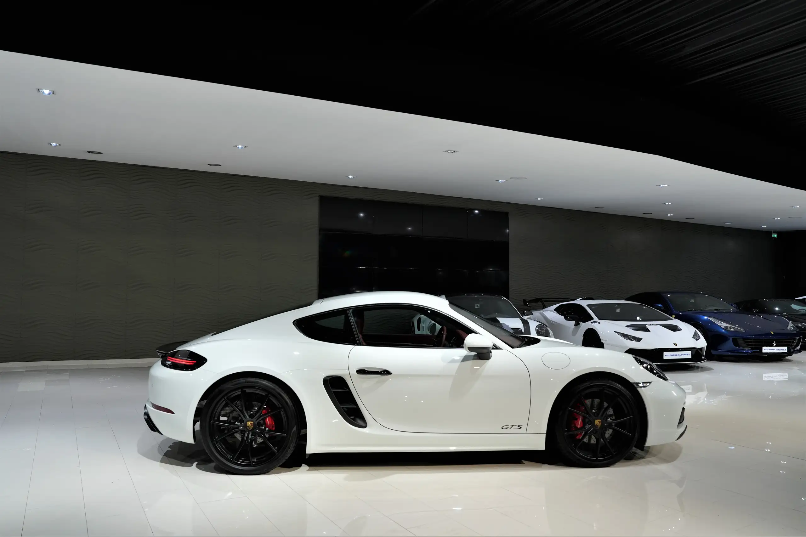 Porsche - Cayman