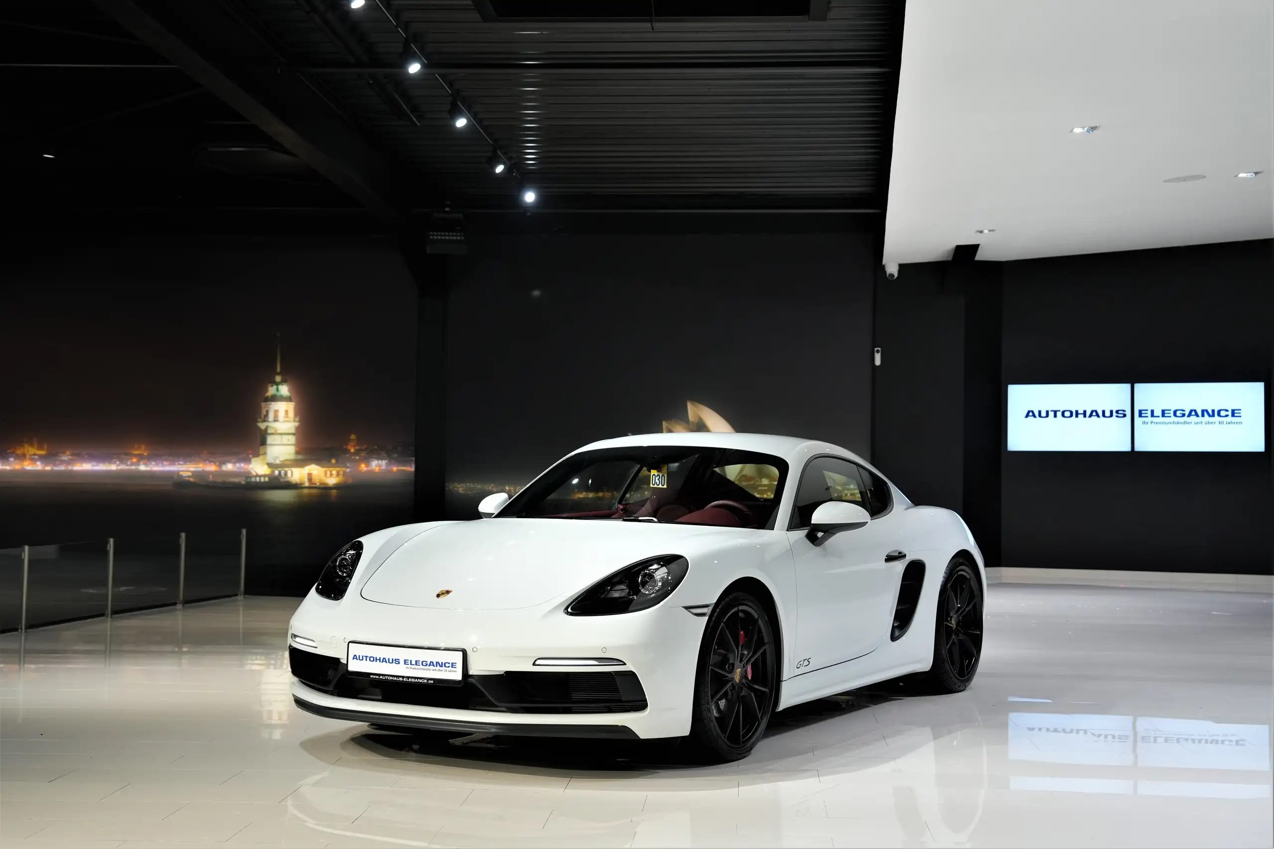 Porsche - Cayman