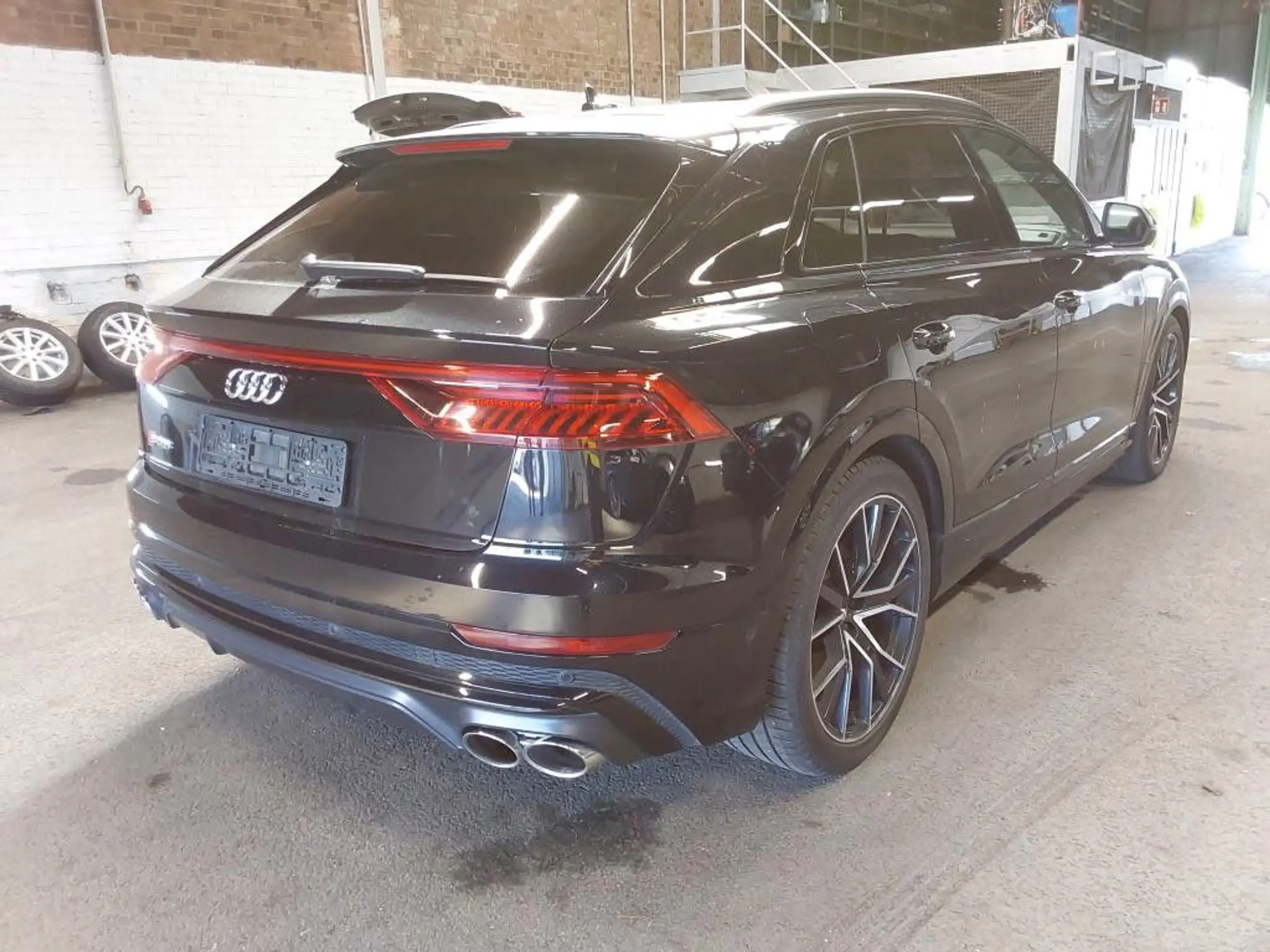 Audi - SQ8