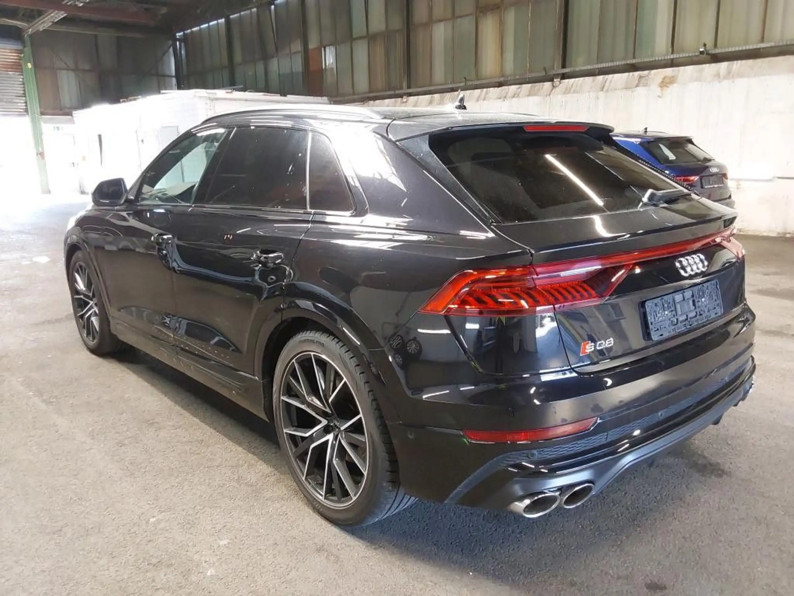 Audi - SQ8