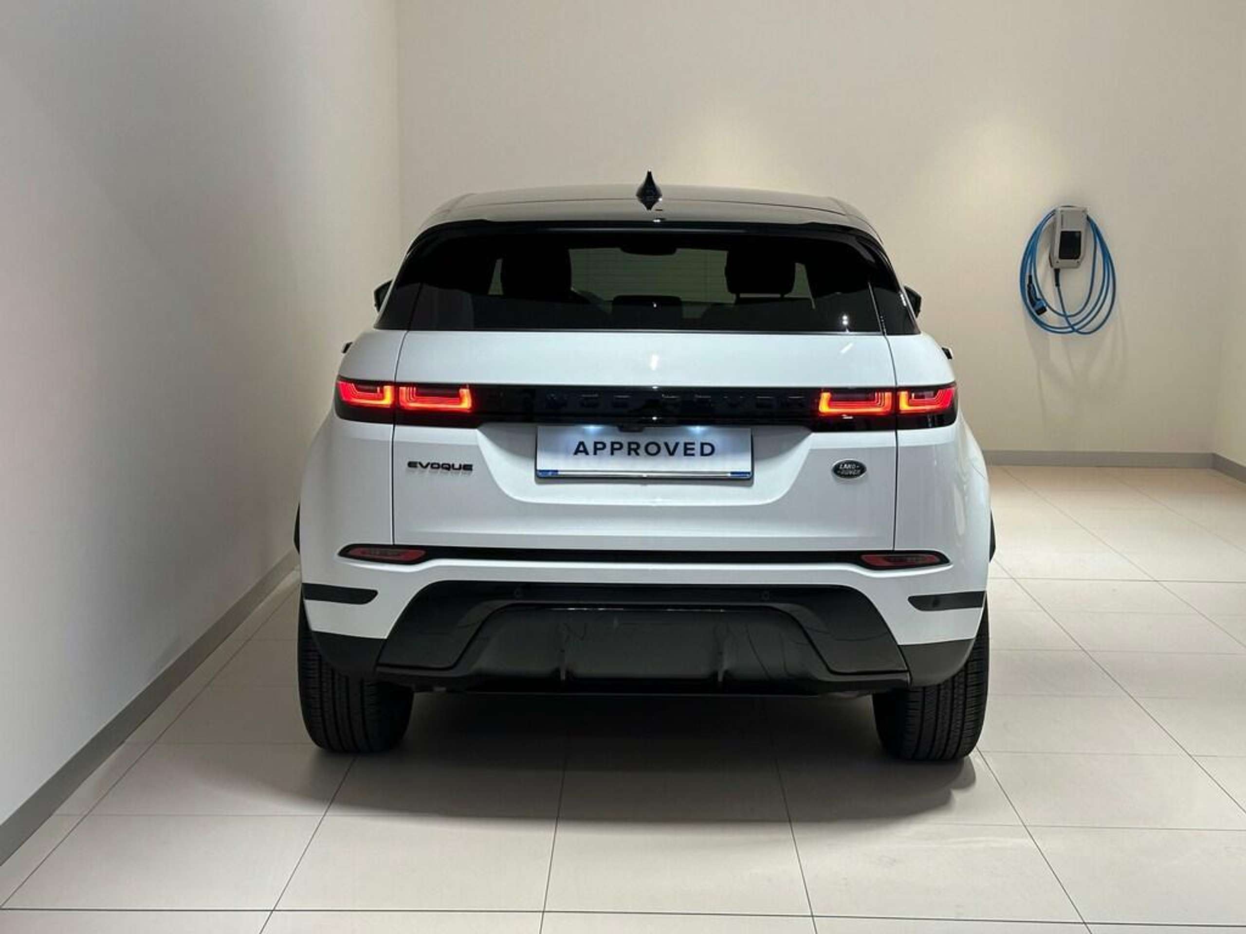 Land Rover - Range Rover Evoque