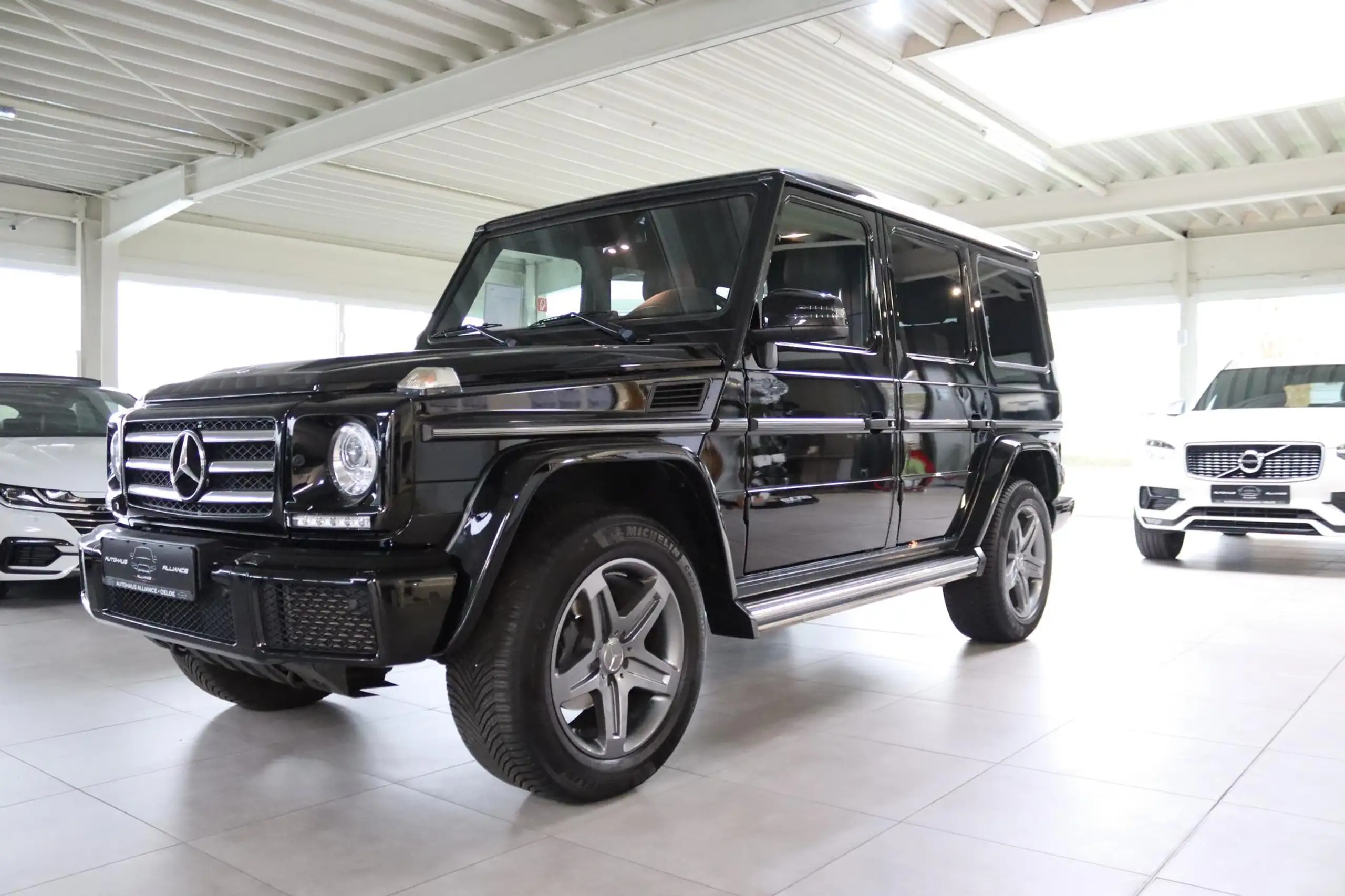 Mercedes-Benz - G