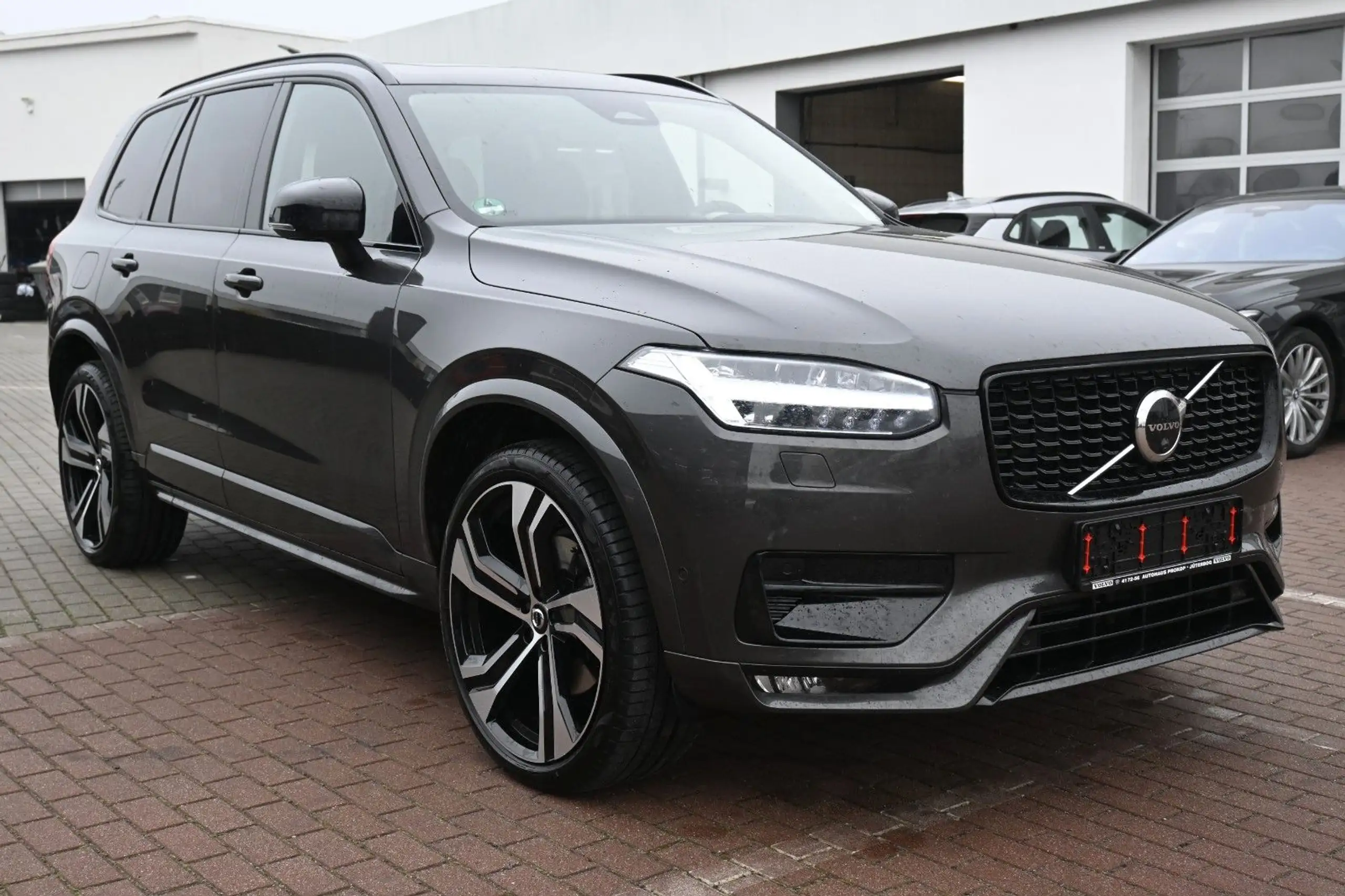 Volvo - XC90