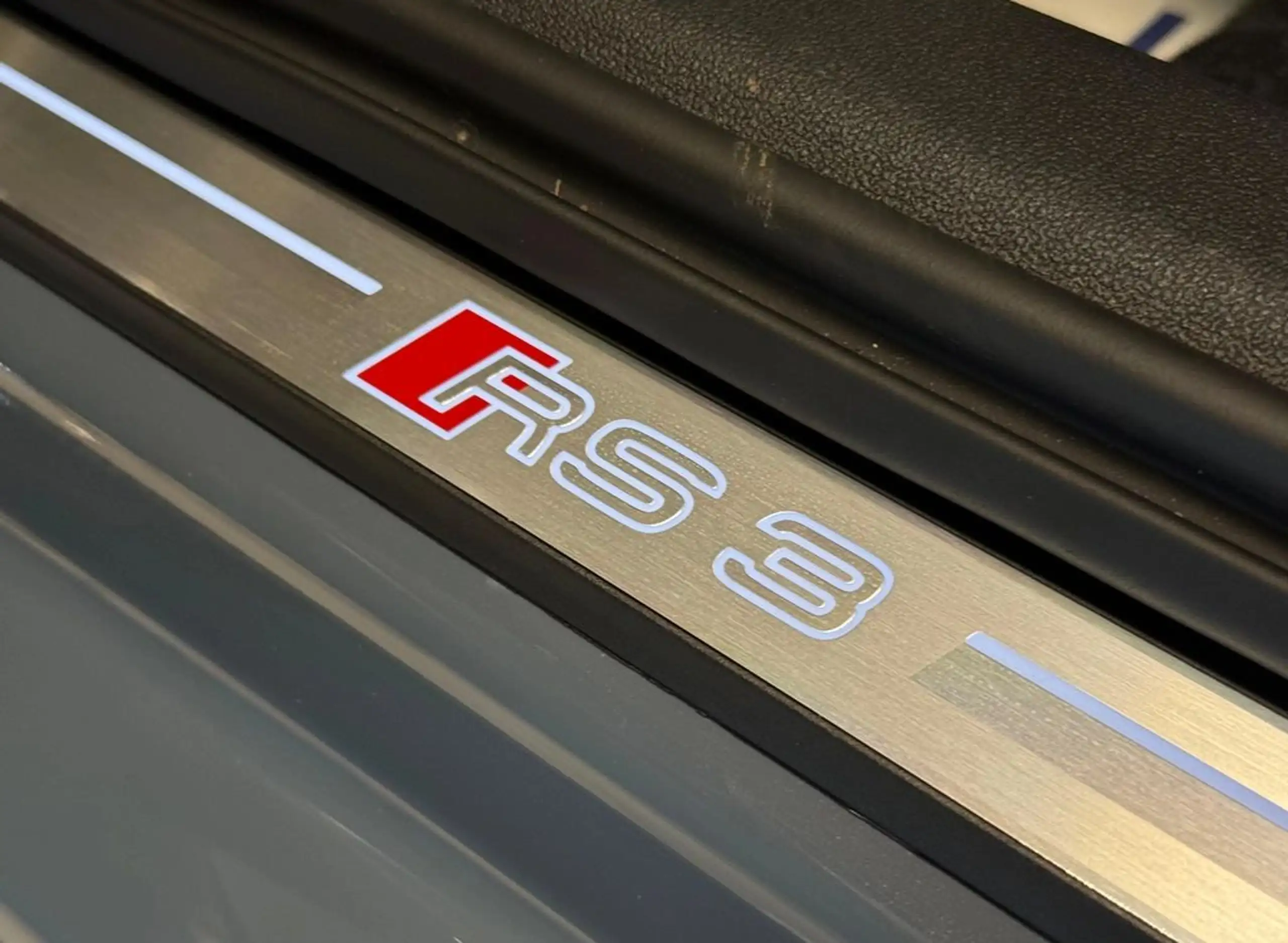 Audi - RS3