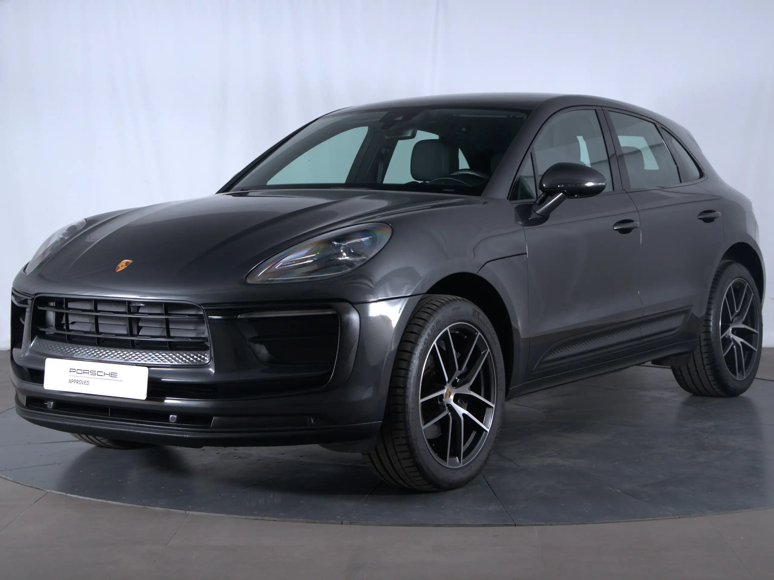 Porsche - Macan