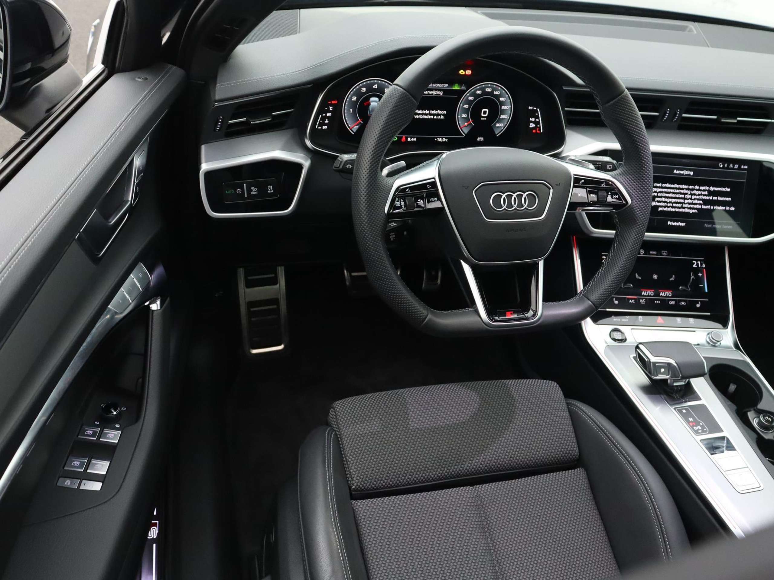 Audi - A6