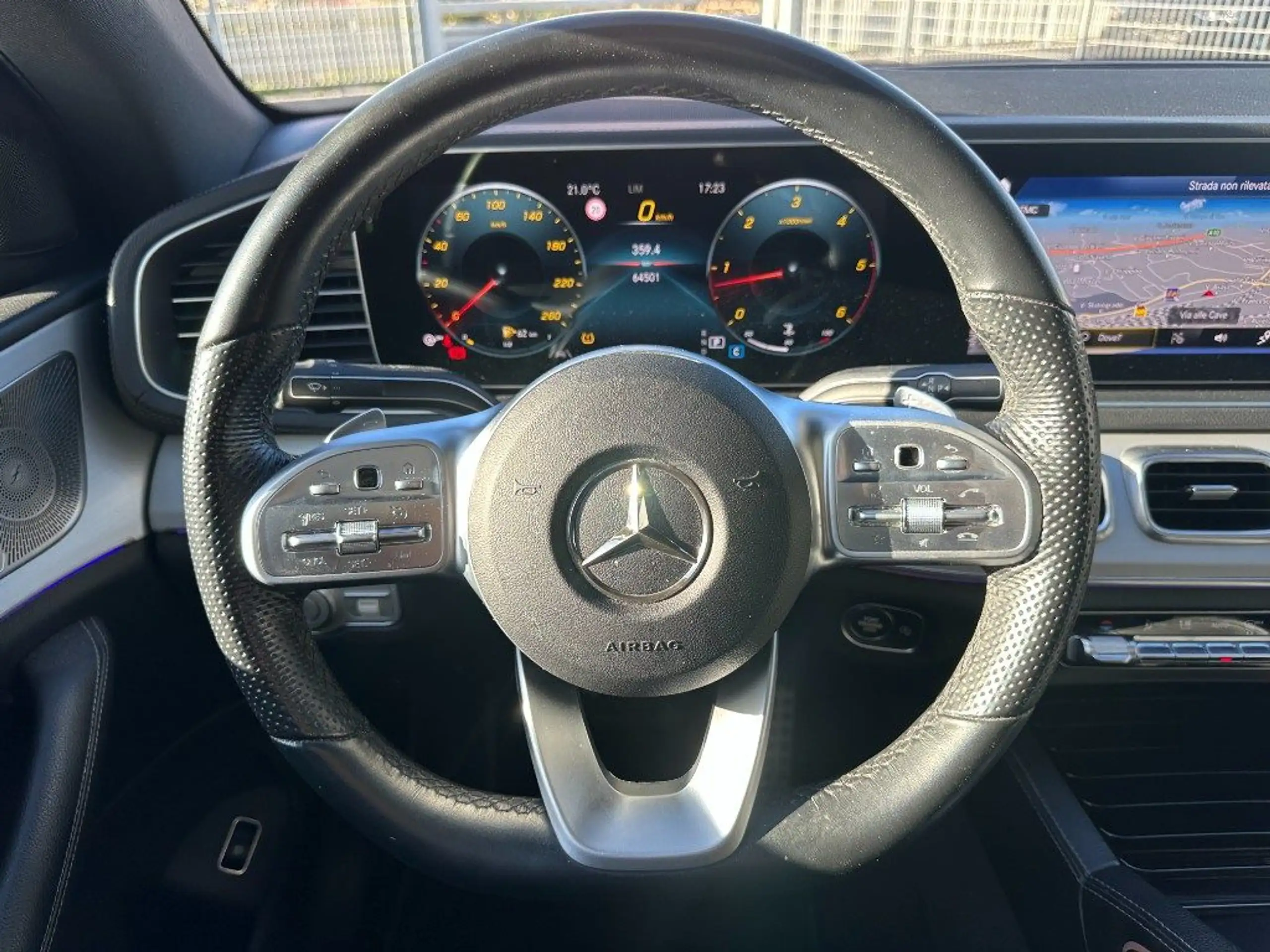 Mercedes-Benz - GLE 400