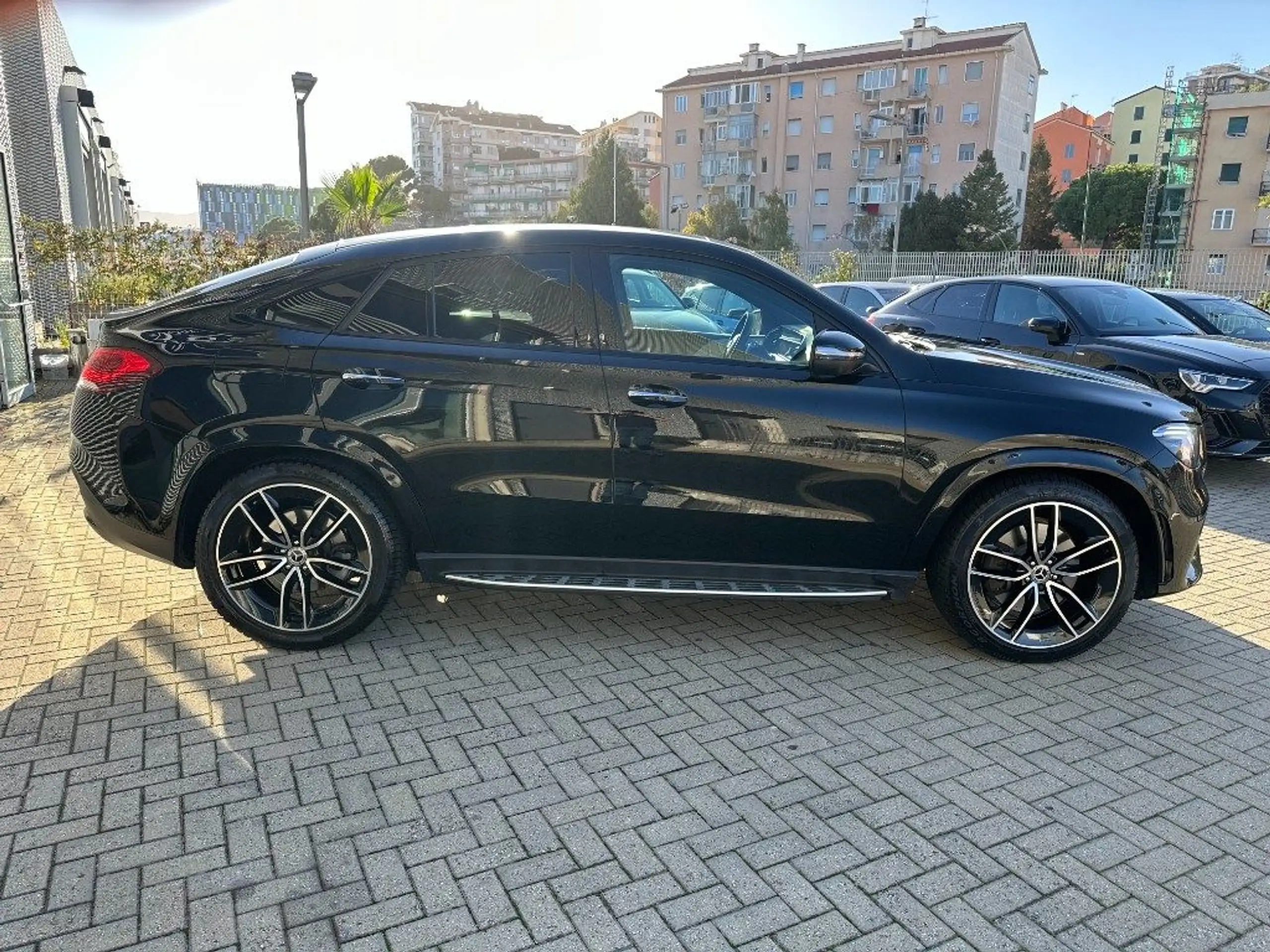 Mercedes-Benz - GLE 400