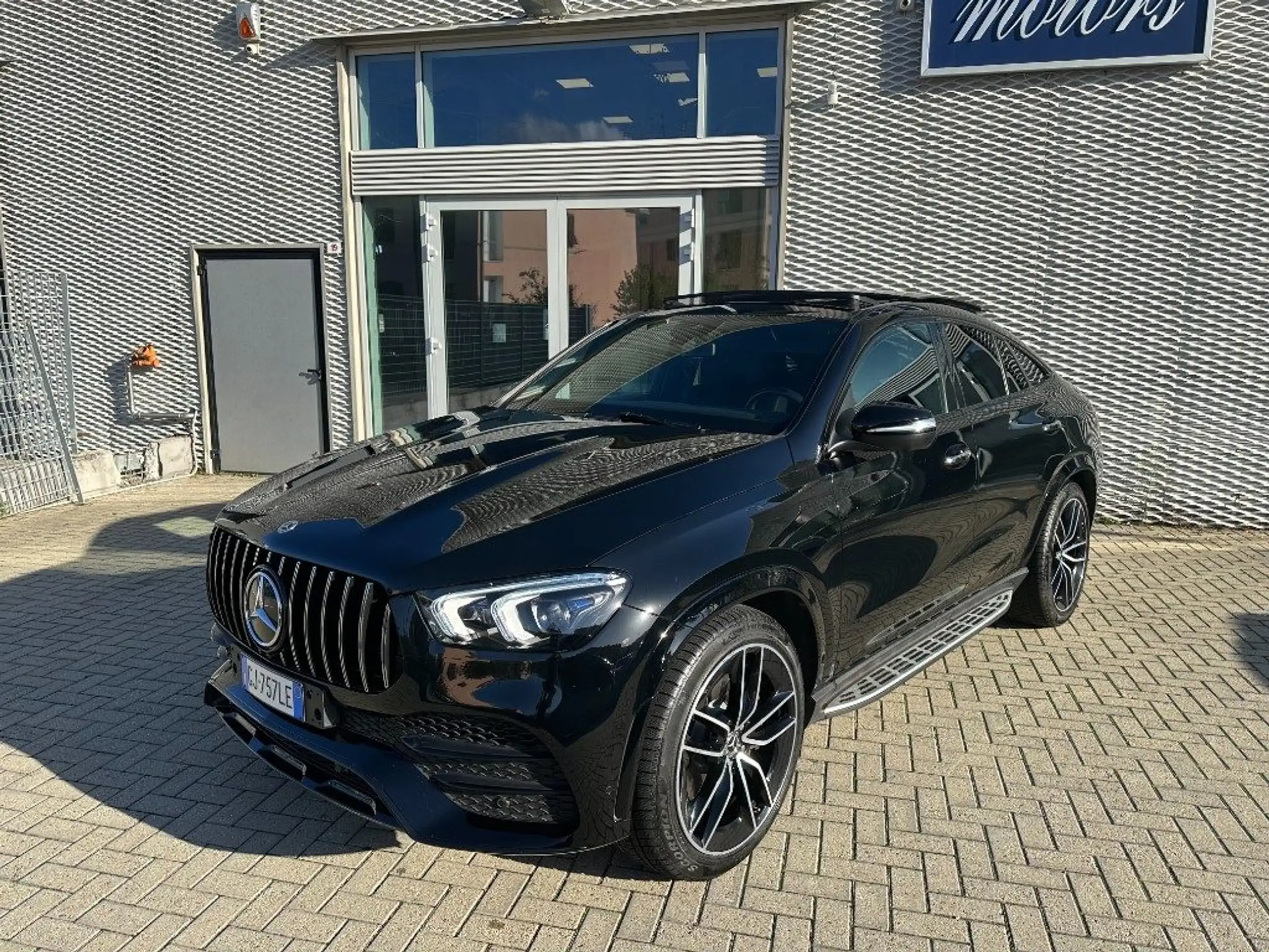 Mercedes-Benz - GLE 400