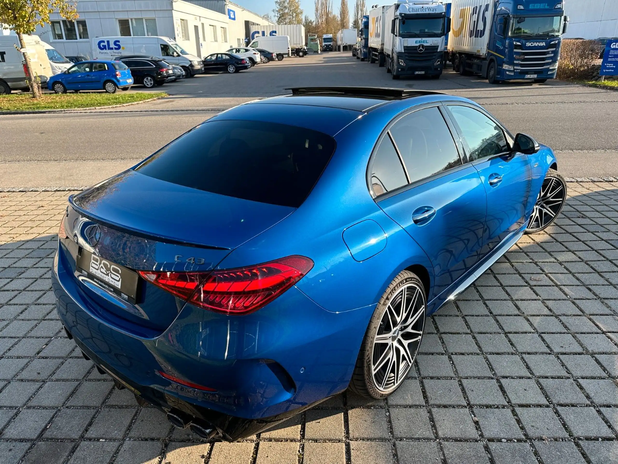 Mercedes-Benz - C 43 AMG