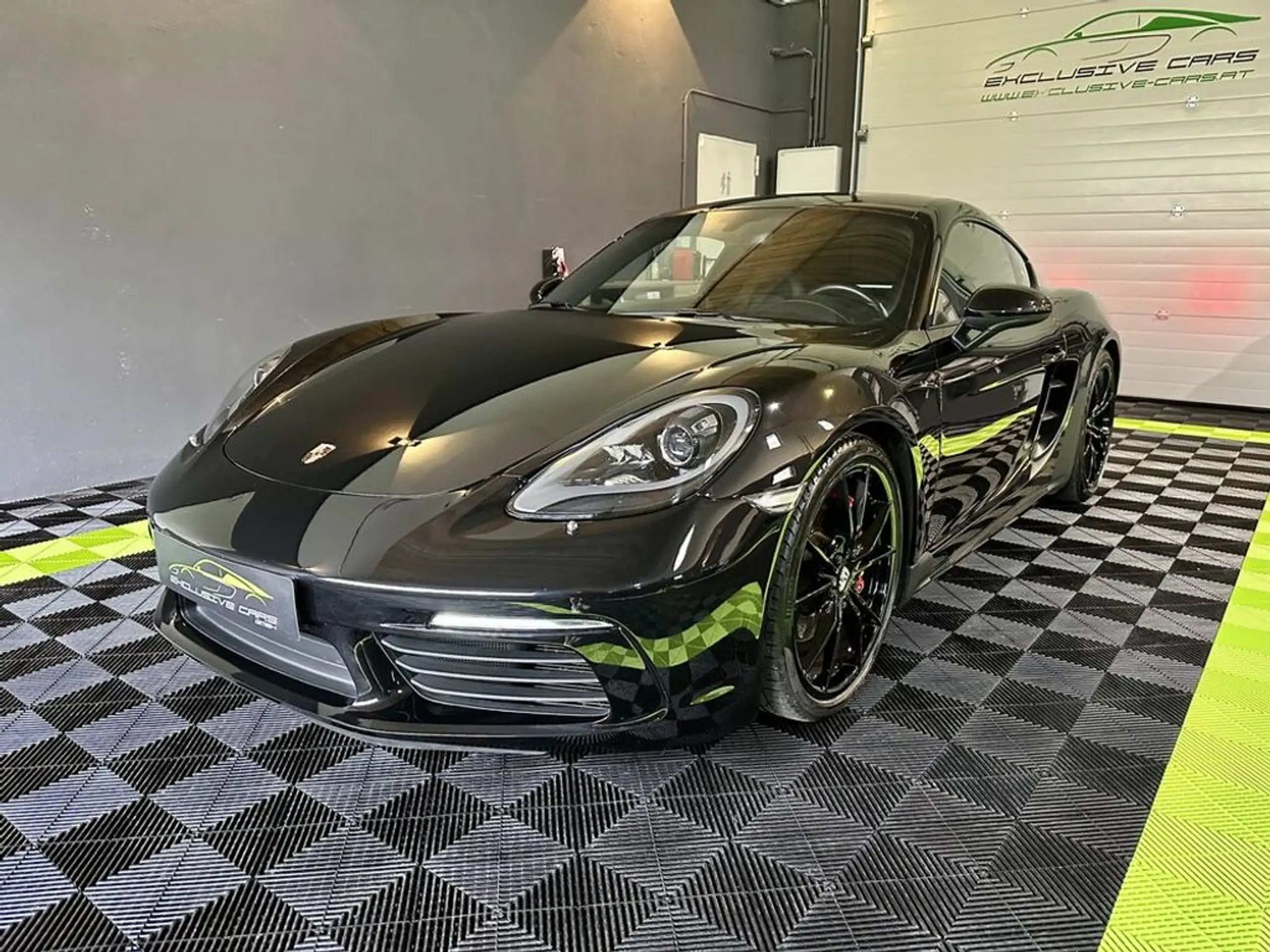 Porsche - Cayman