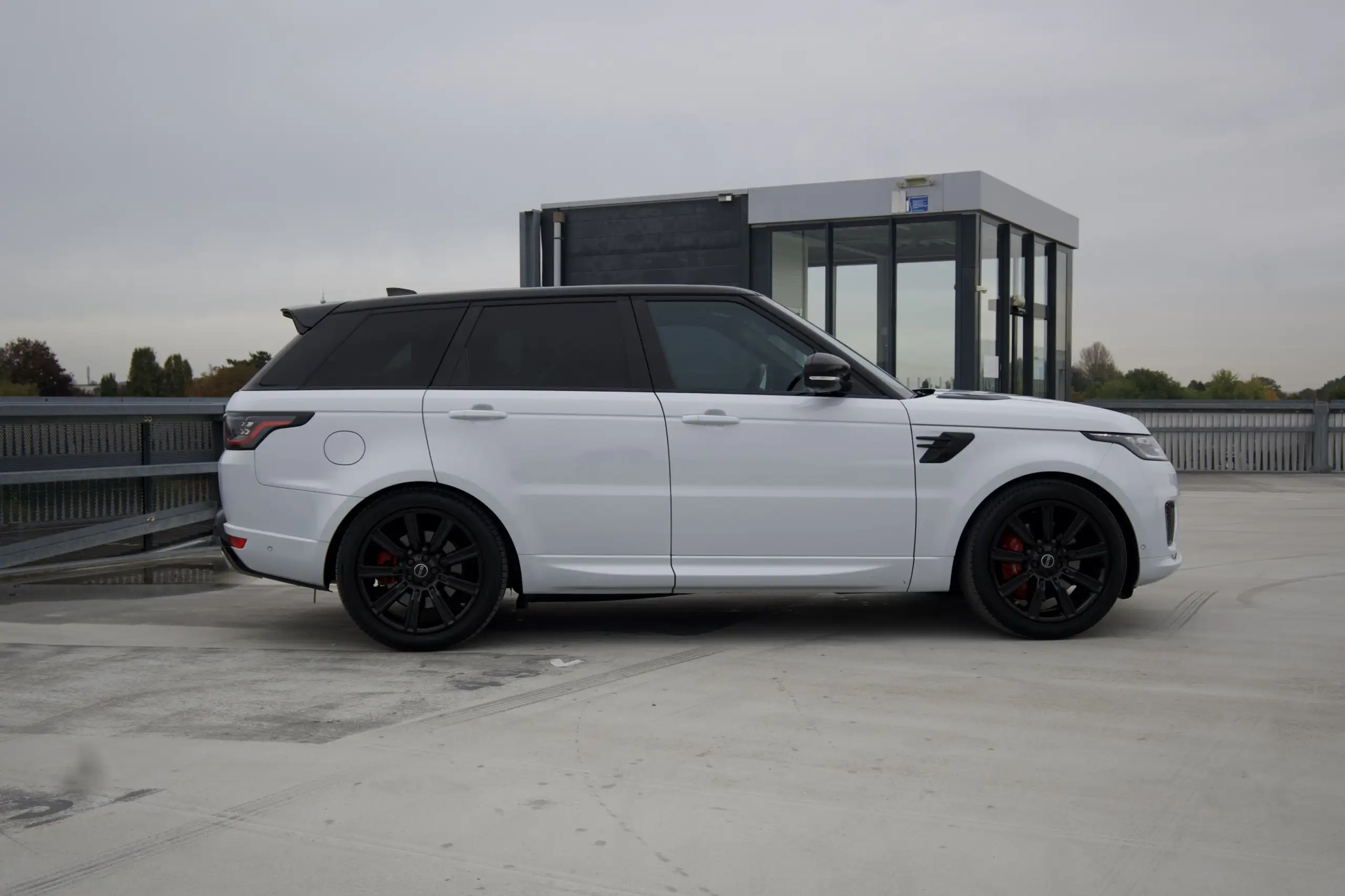 Land Rover - Range Rover Sport