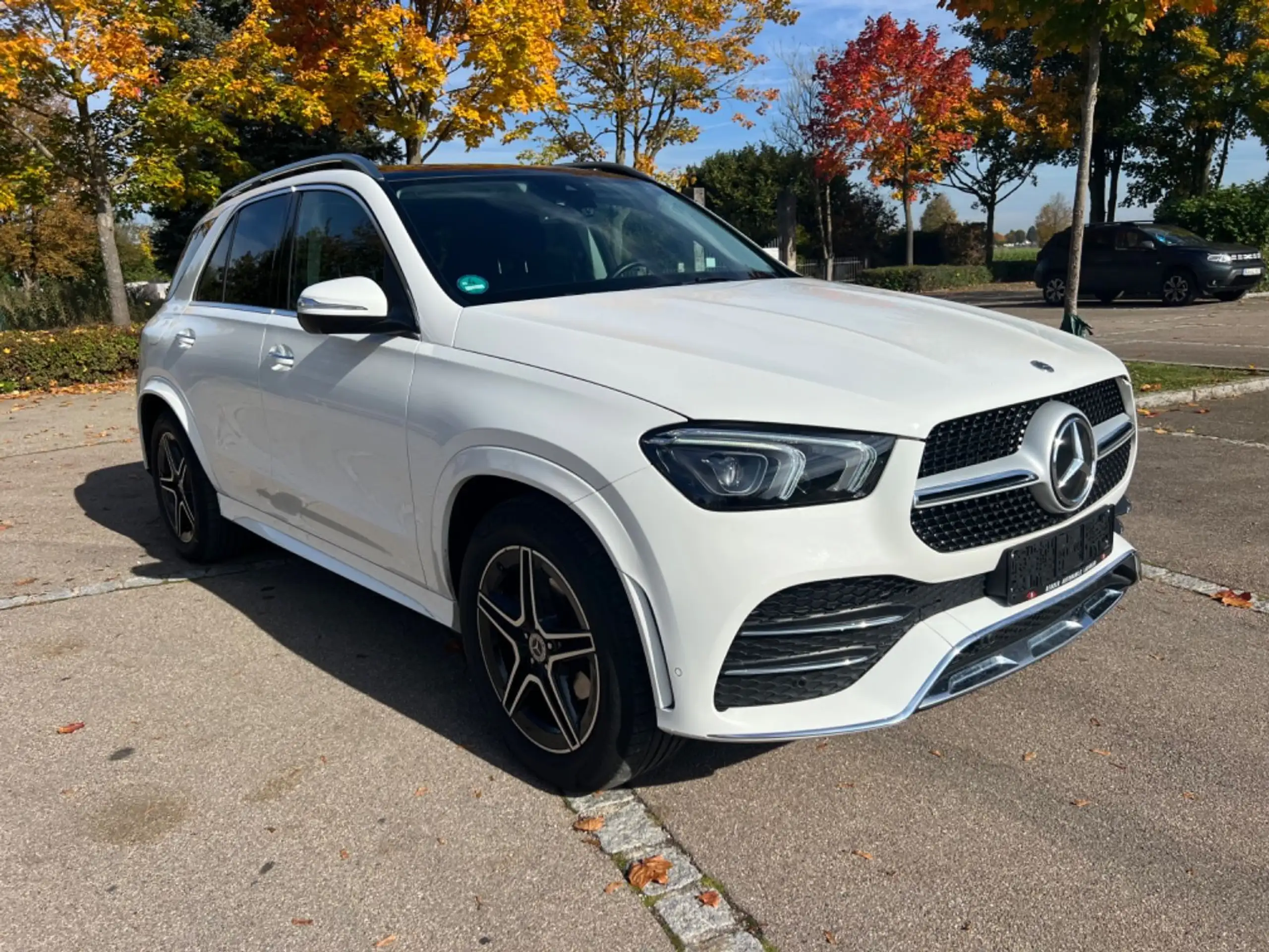 Mercedes-Benz - GLE 300