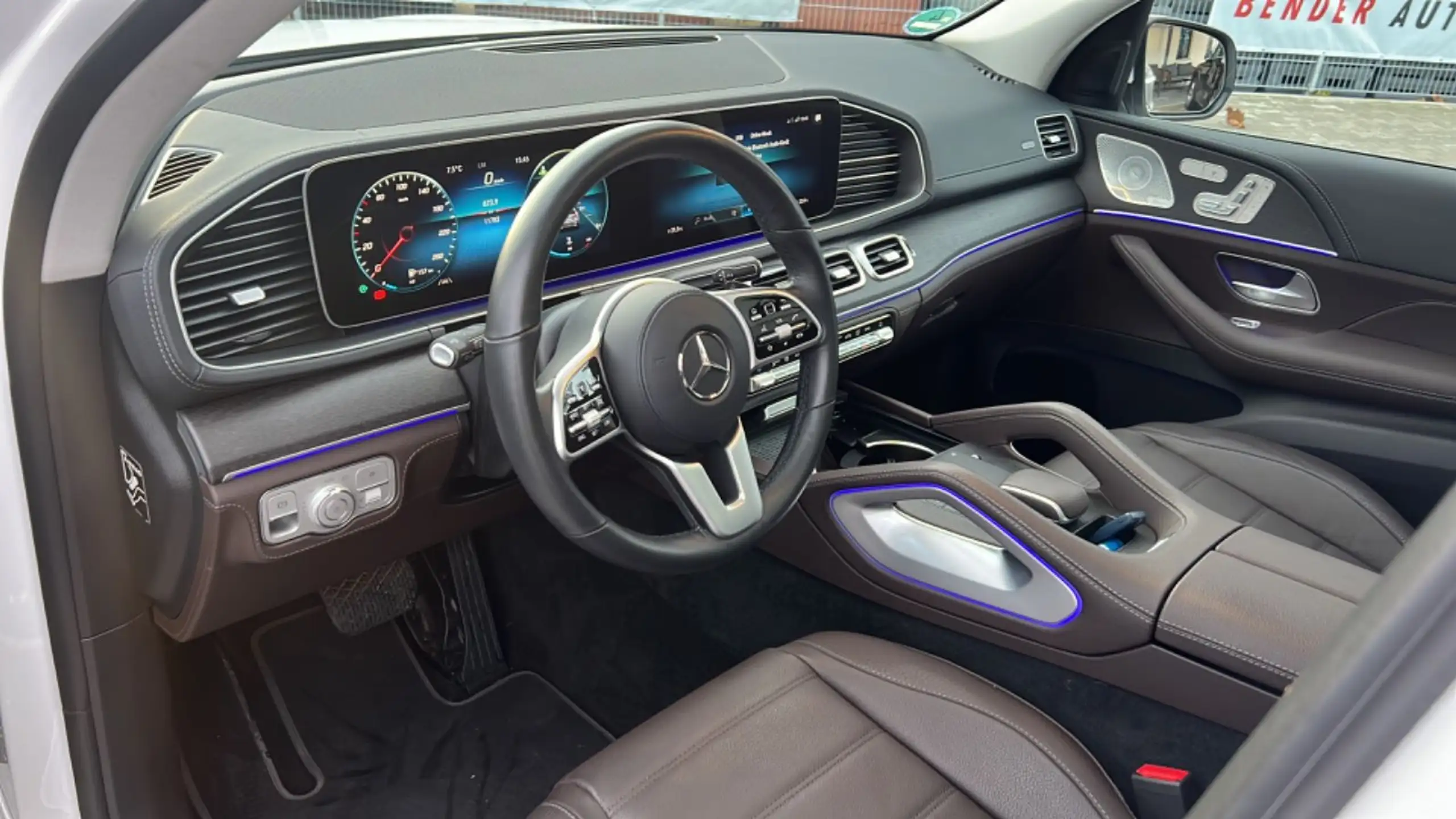 Mercedes-Benz - GLE 300