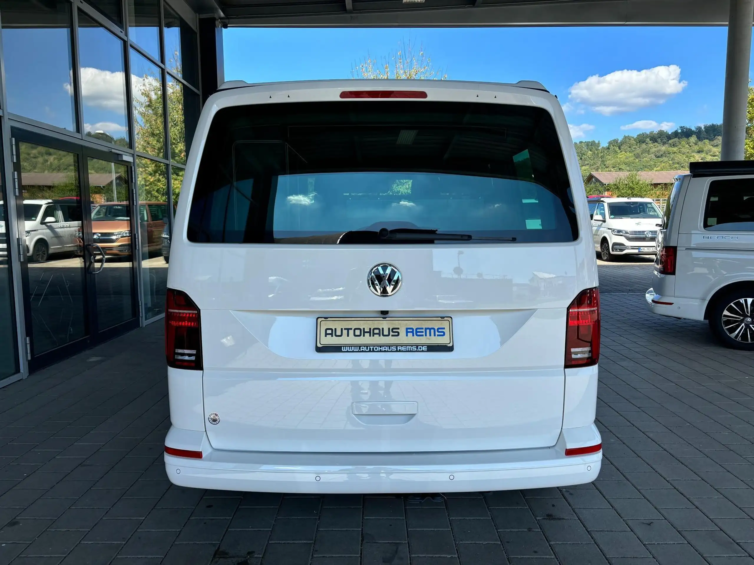 Volkswagen - T6 California