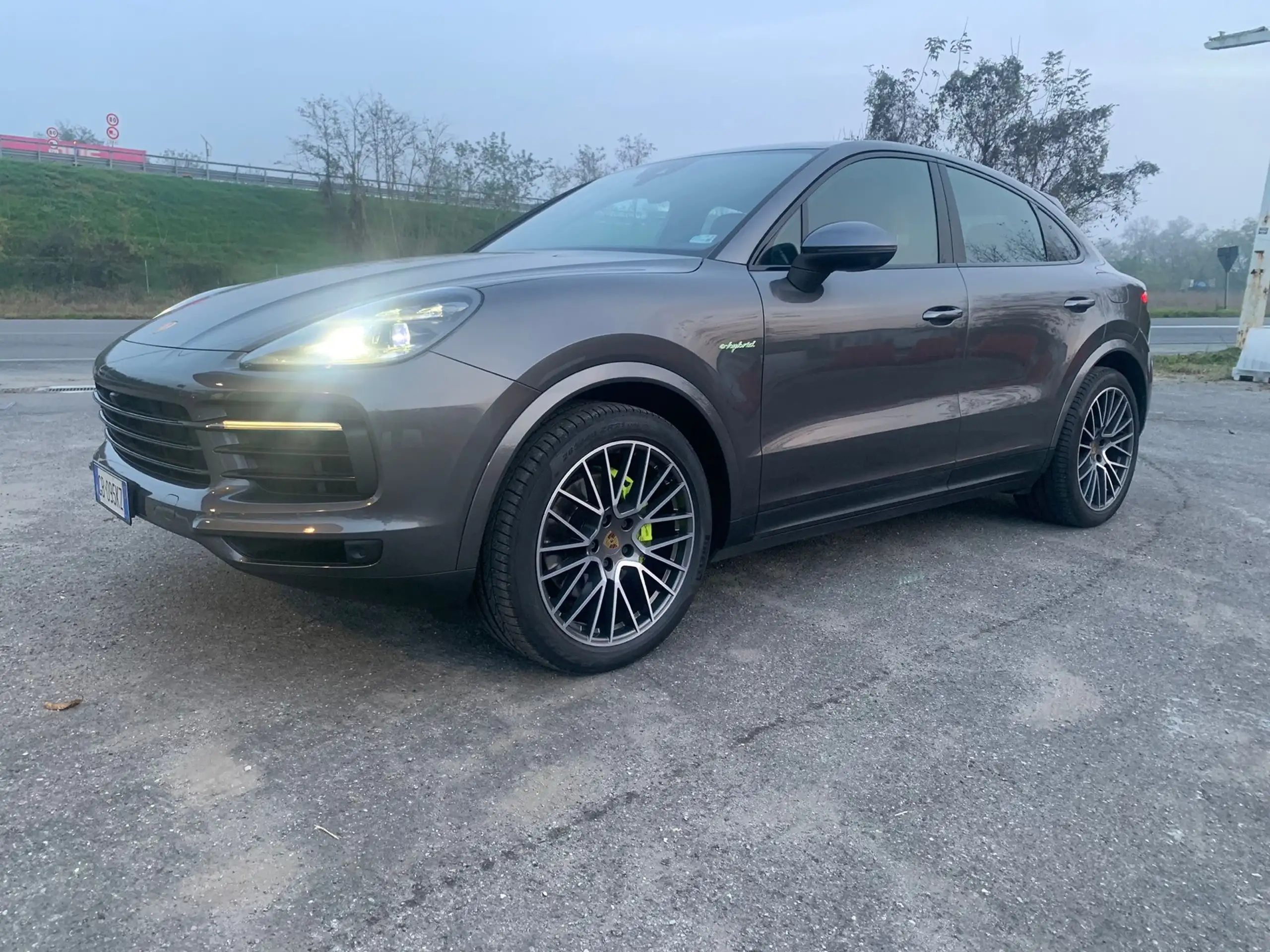 Porsche - Cayenne