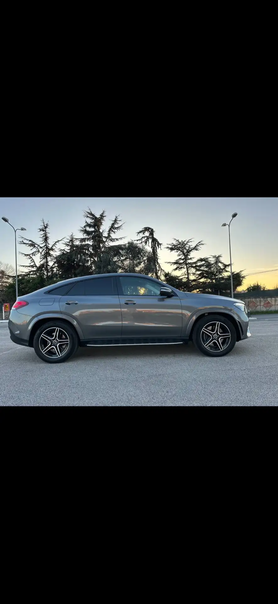 Mercedes-Benz - GLE 300