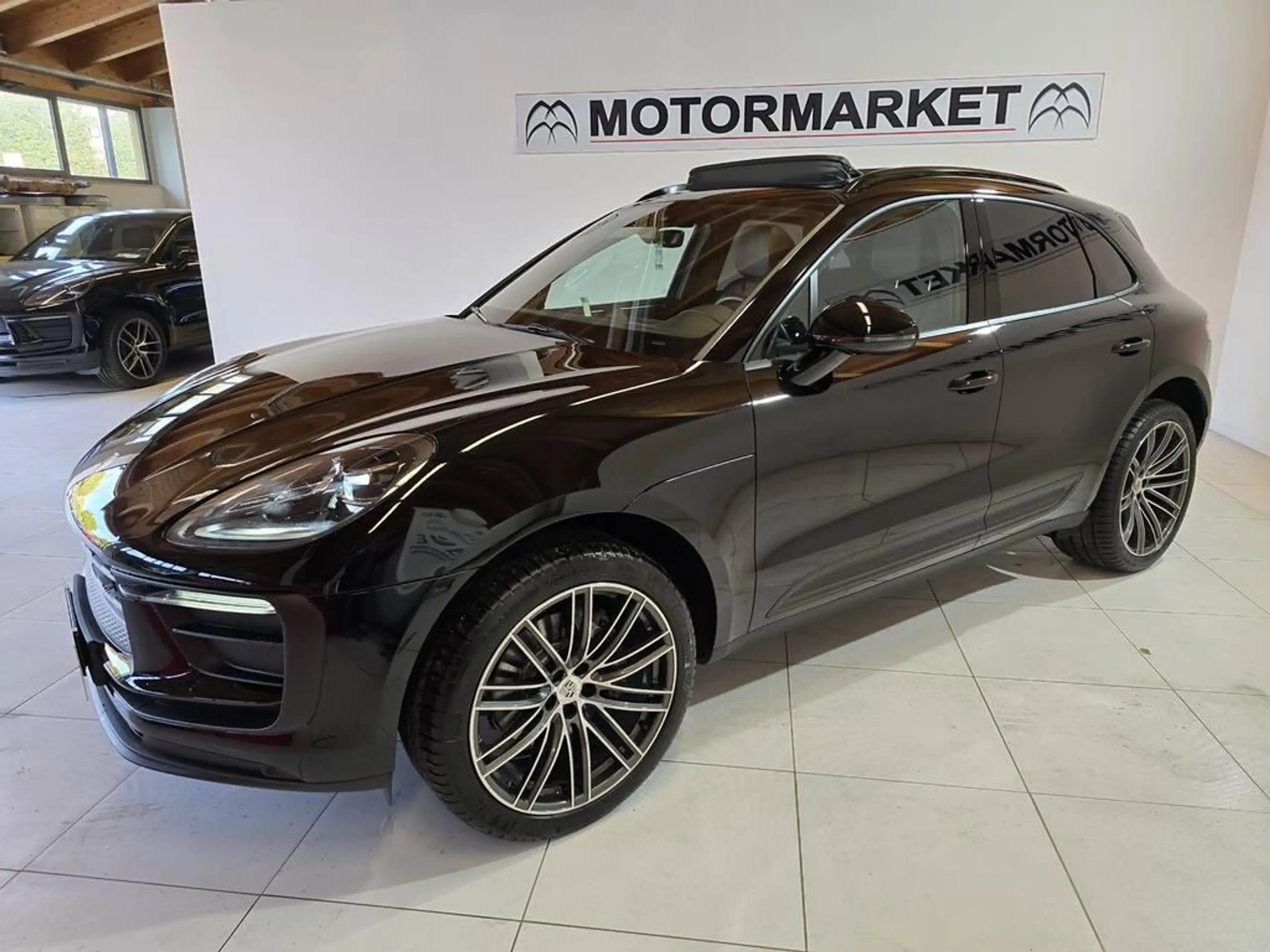 Porsche - Macan