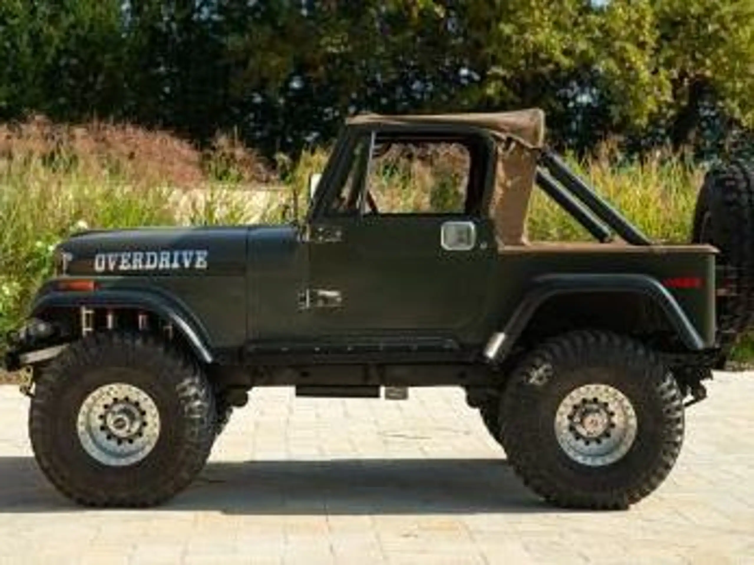 Jeep - CJ-7