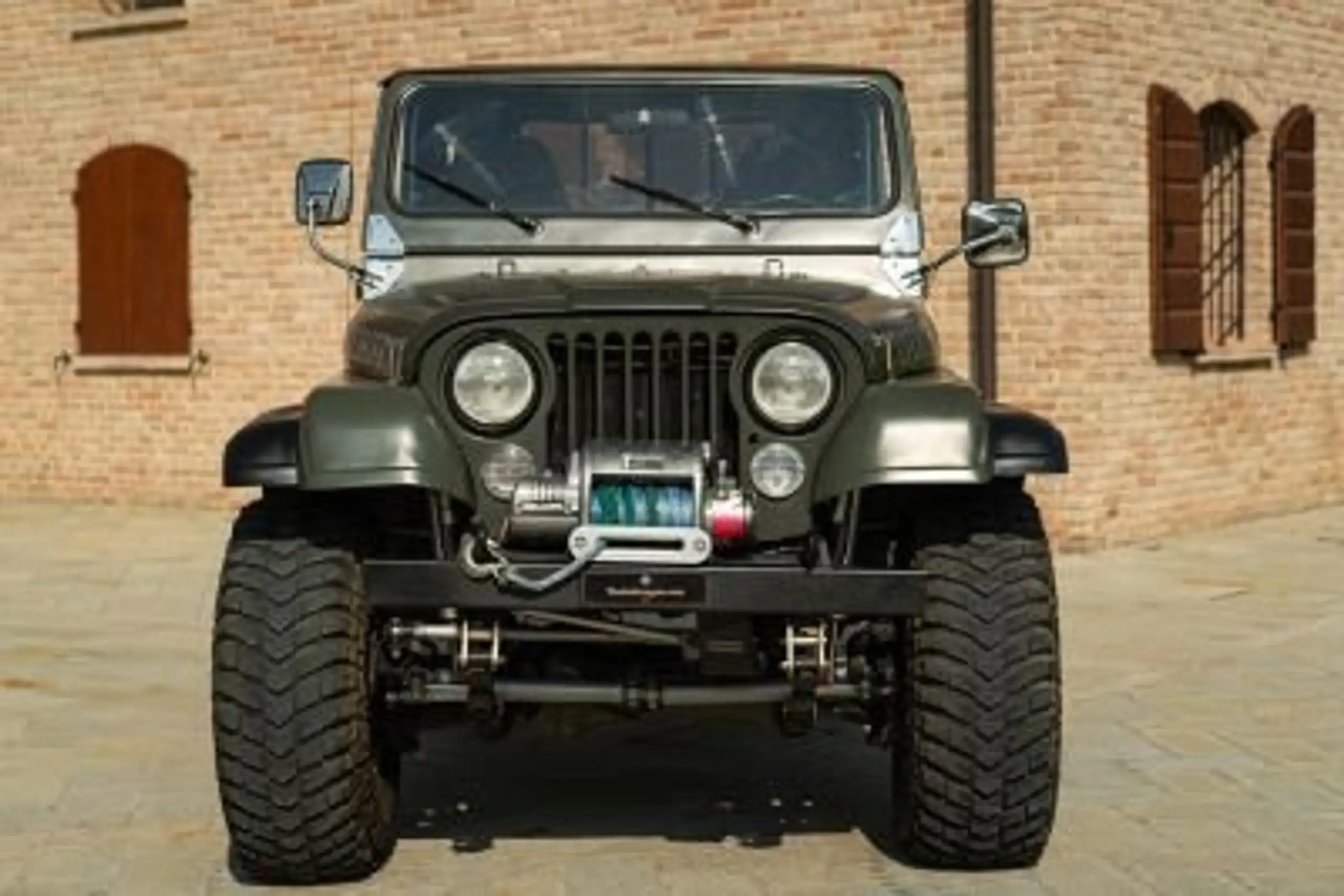 Jeep - CJ-7