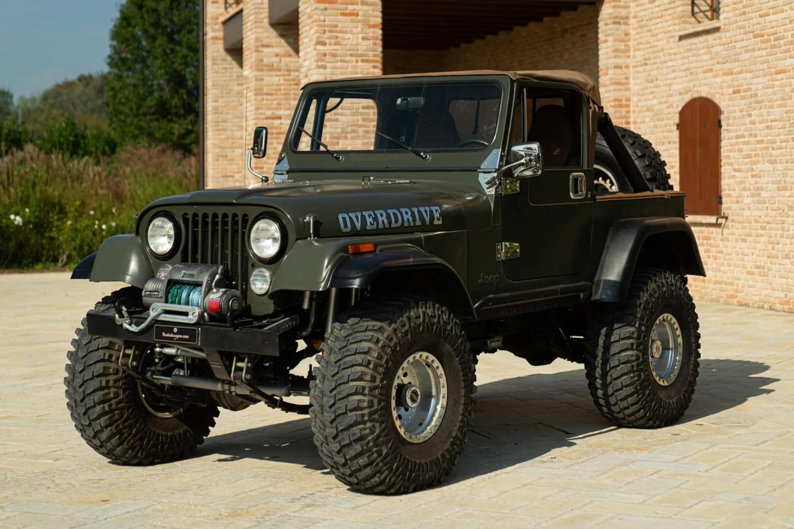 Jeep - CJ-7