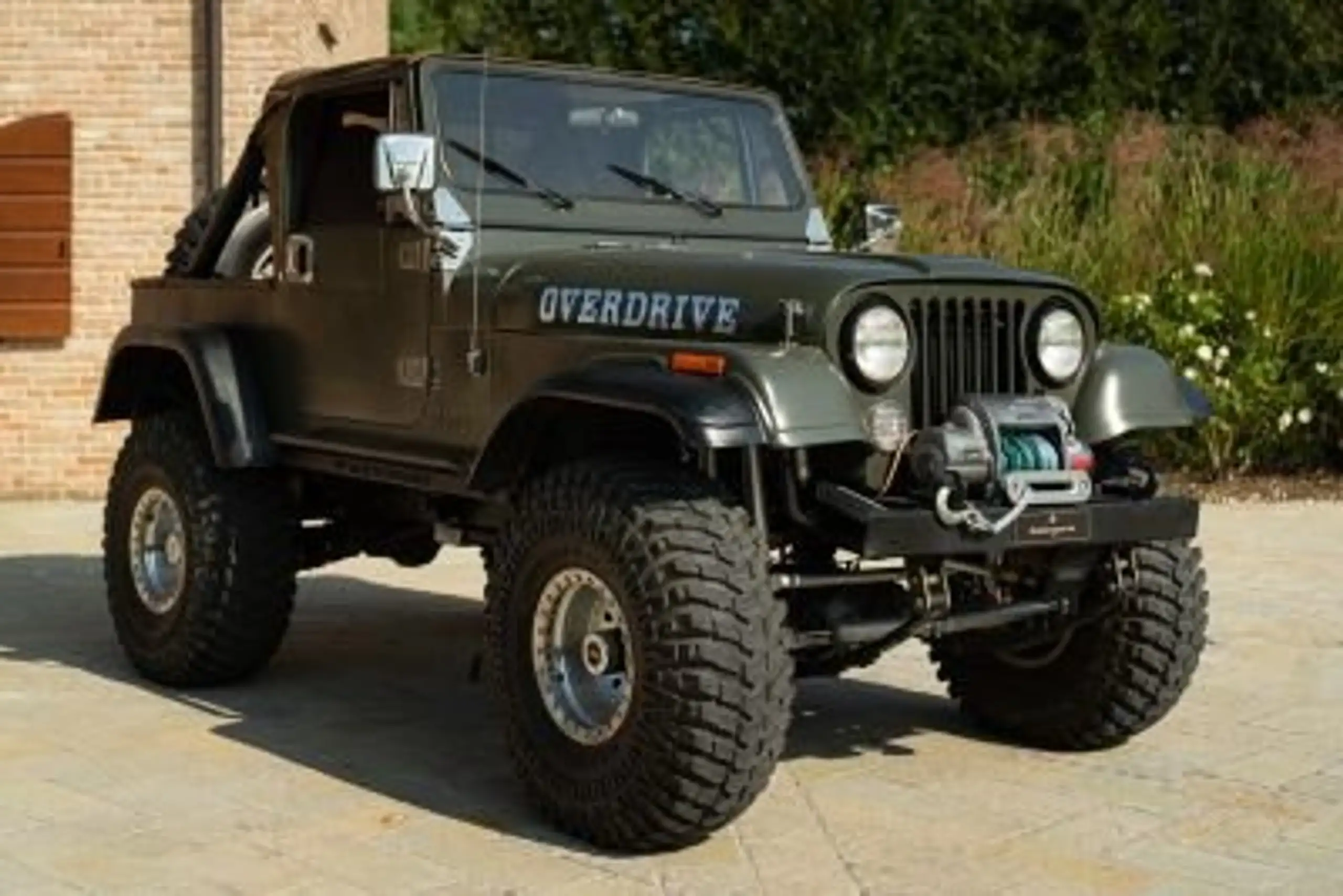 Jeep - CJ-7