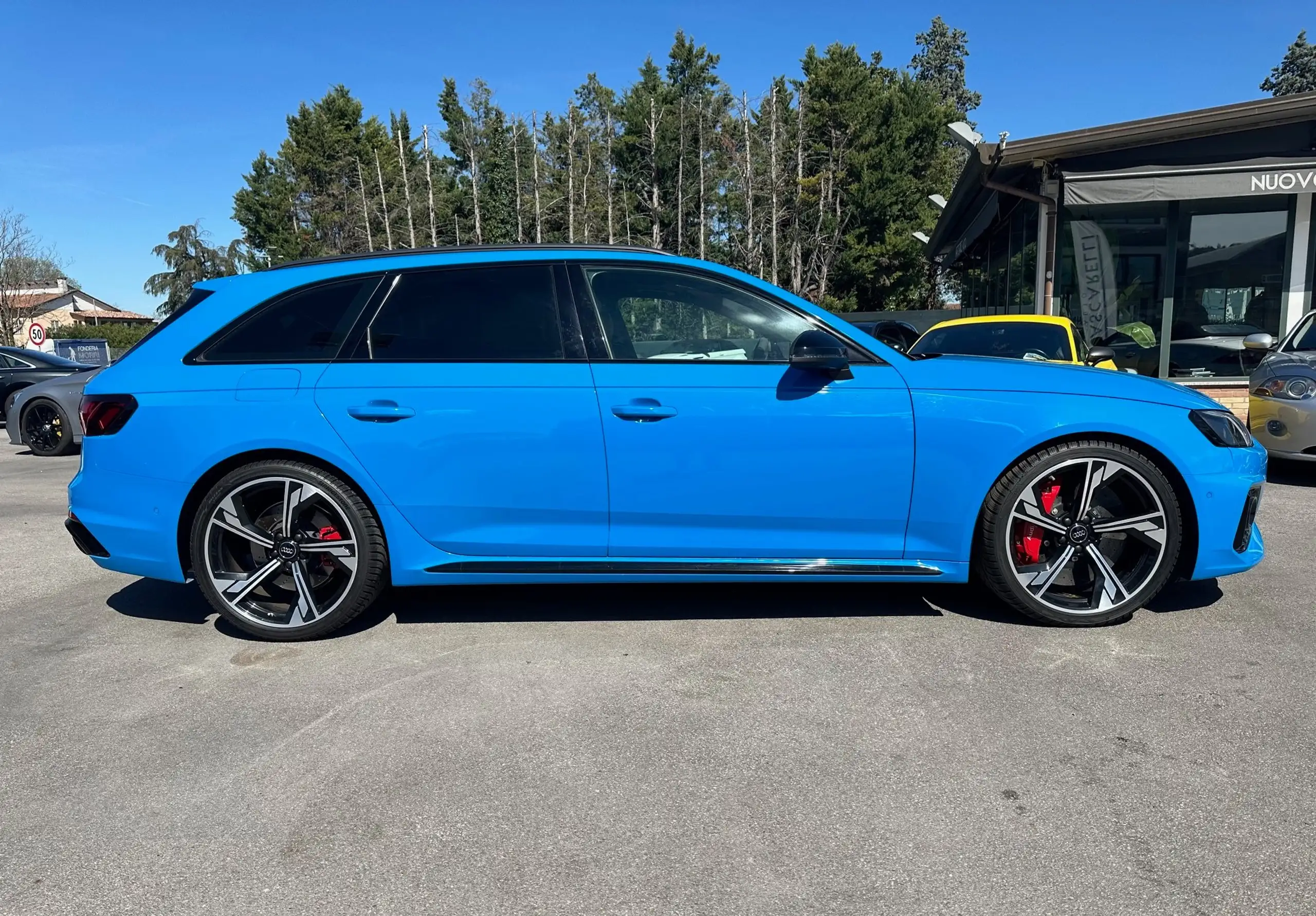 Audi - RS4