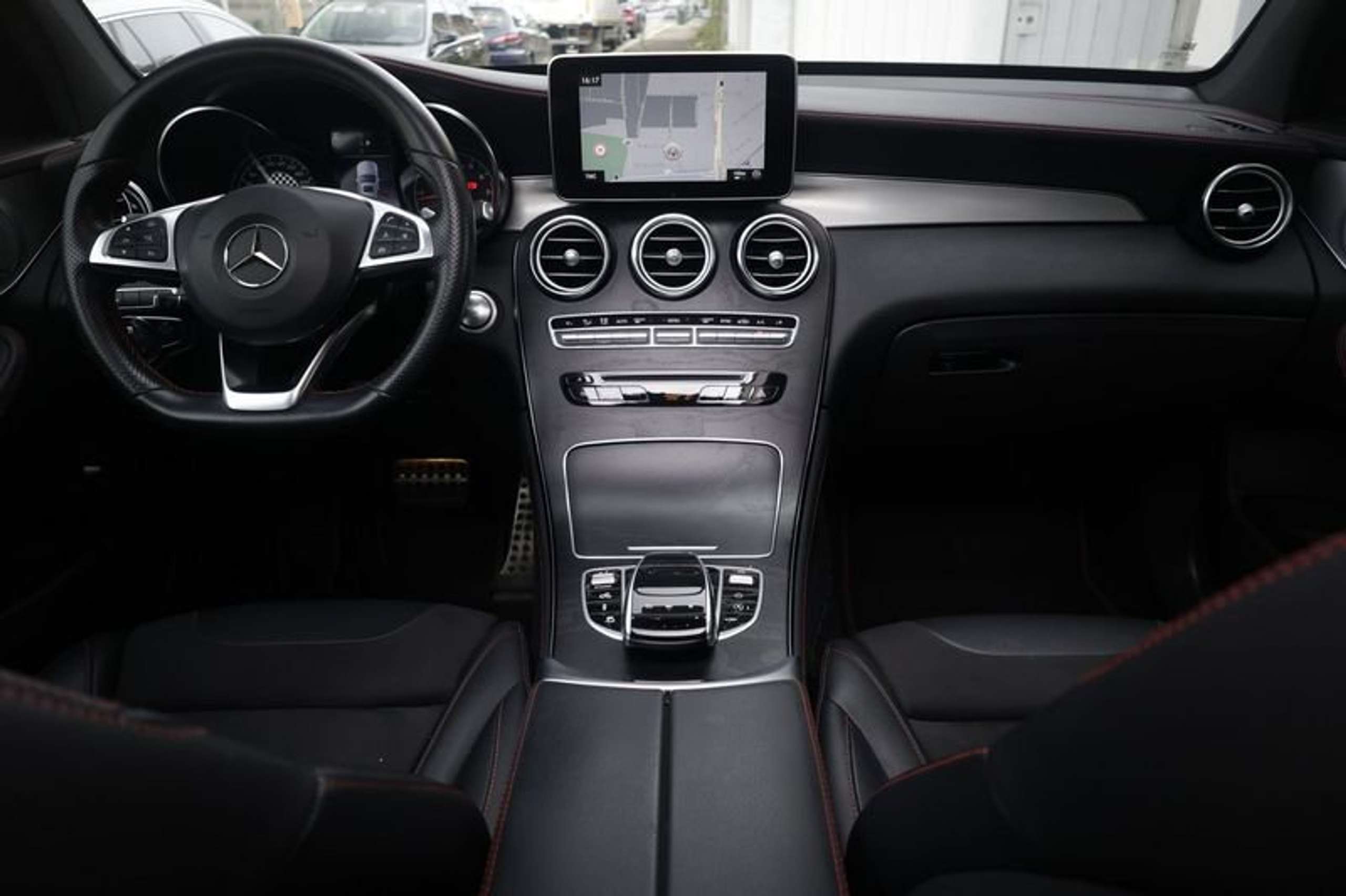 Mercedes-Benz - GLC 43 AMG