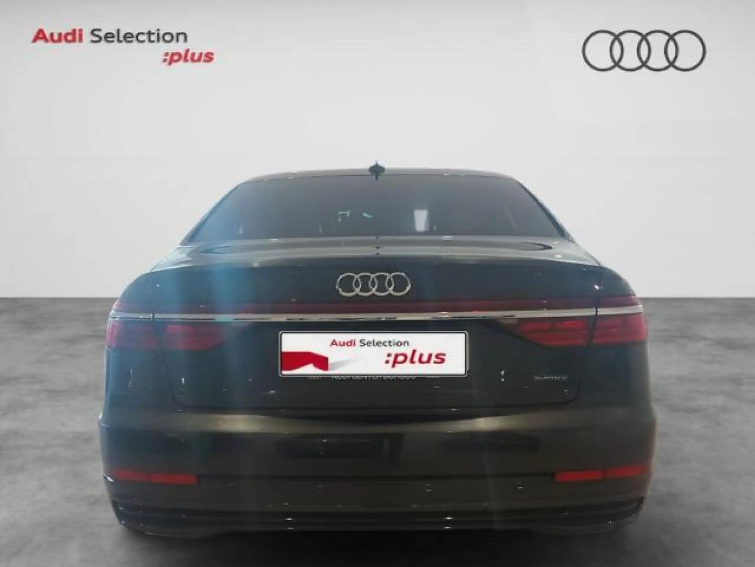 Audi - A8