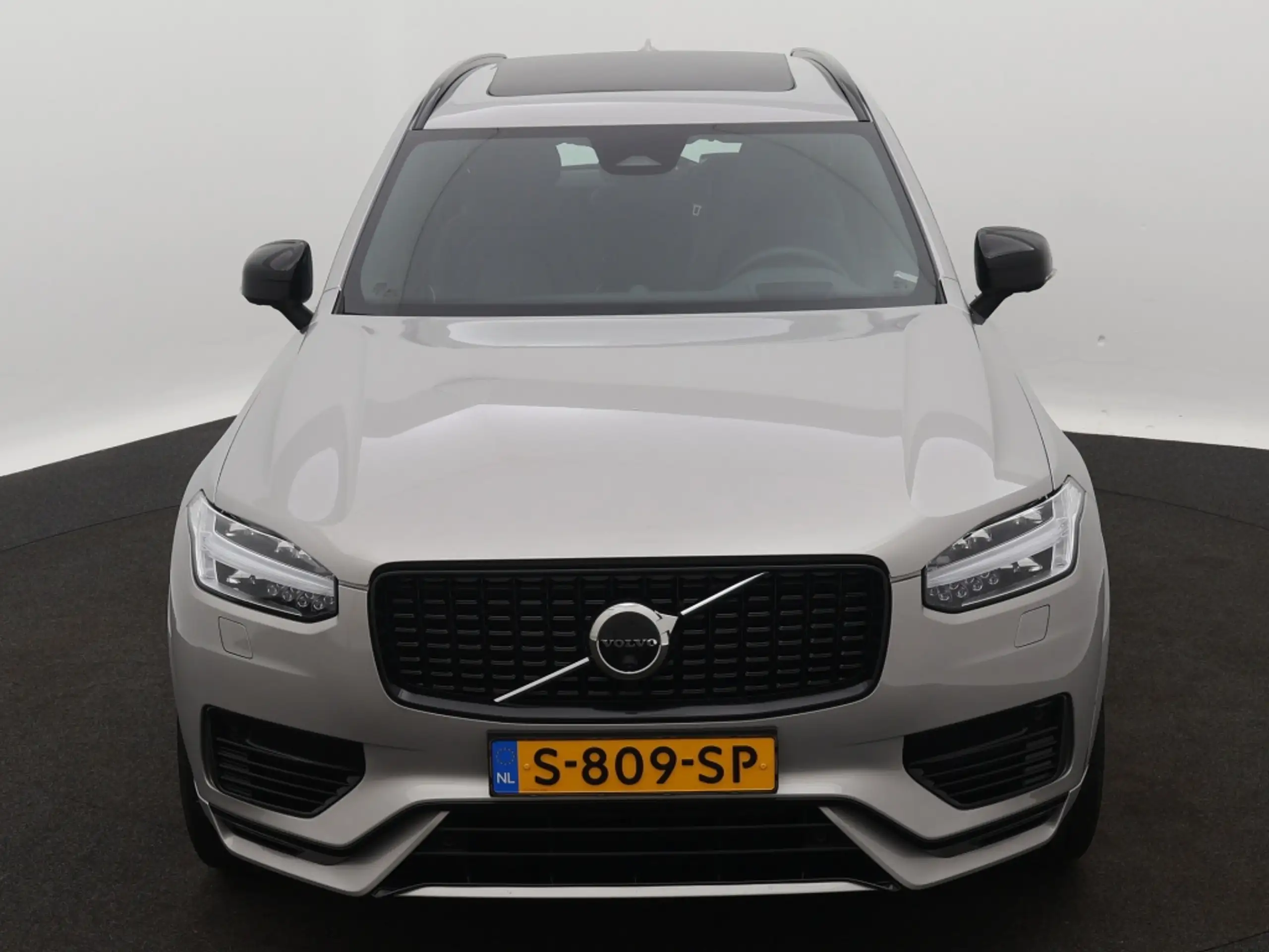 Volvo - XC90