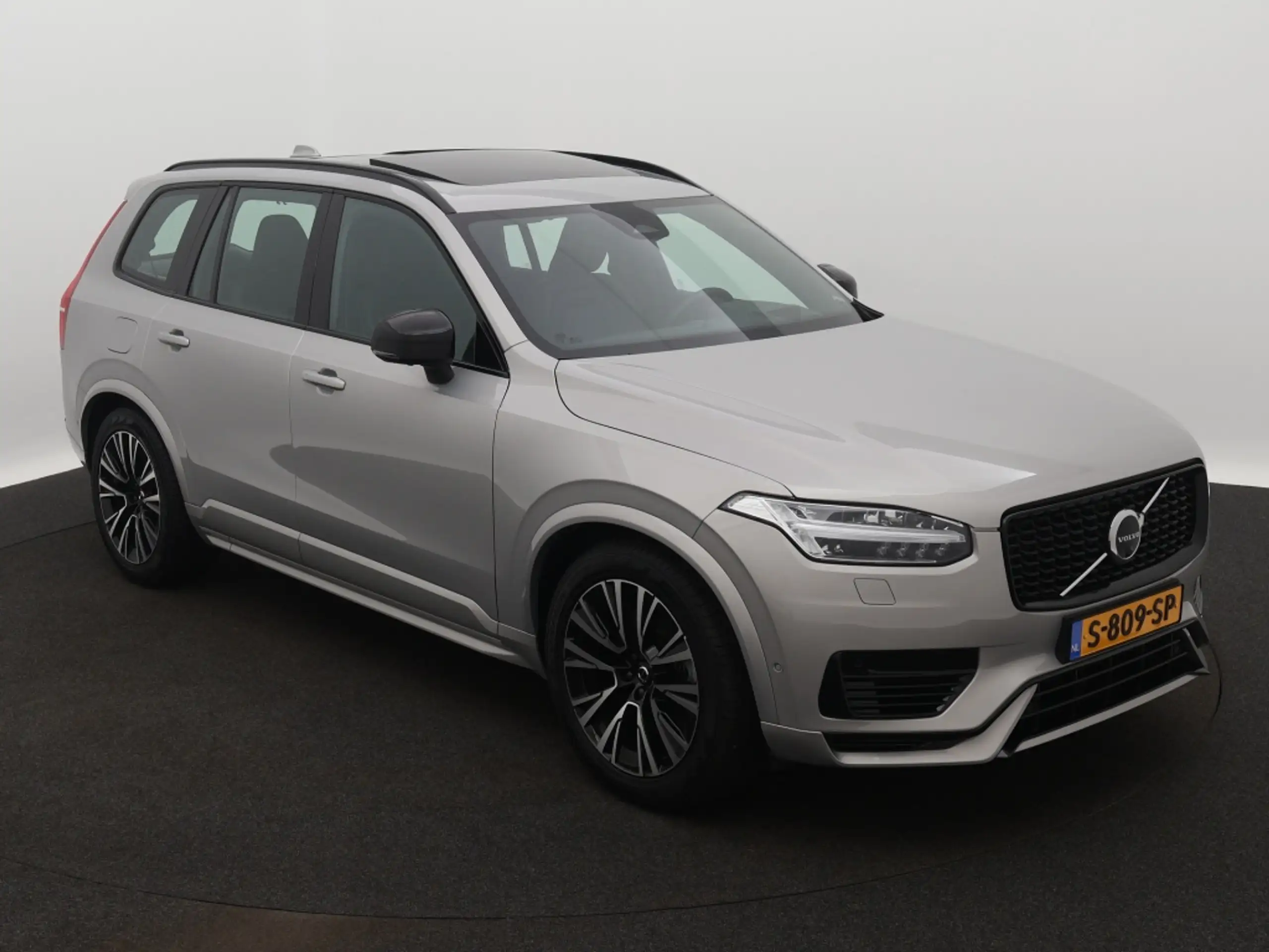 Volvo - XC90