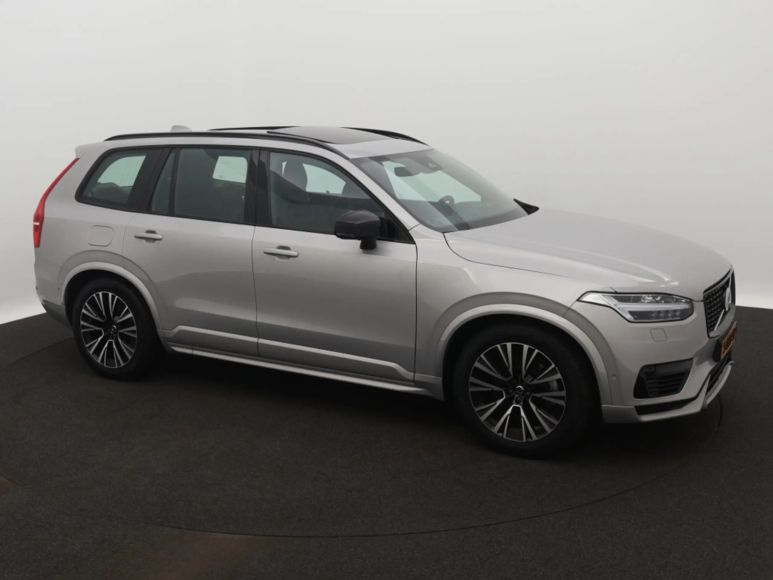 Volvo - XC90