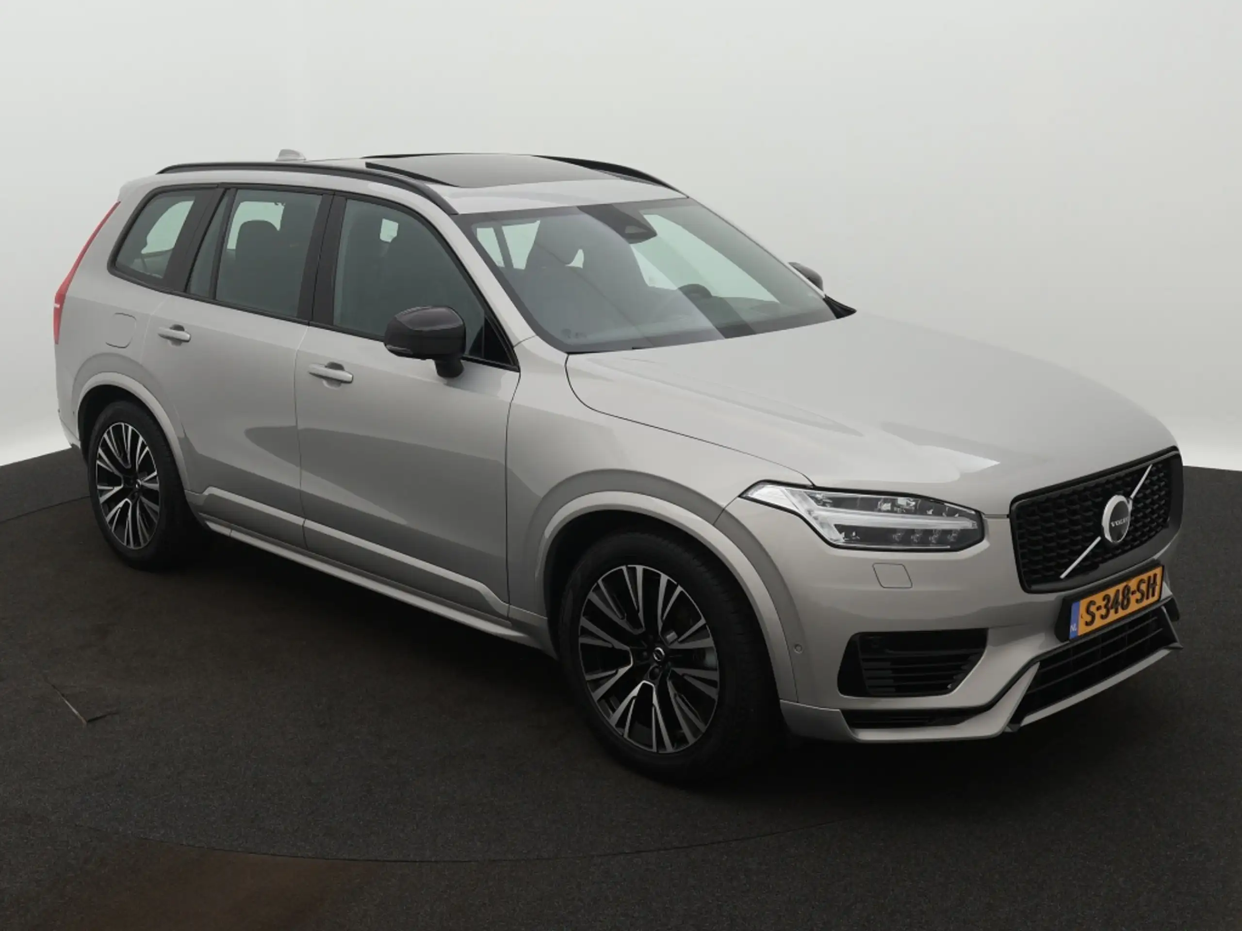 Volvo - XC90