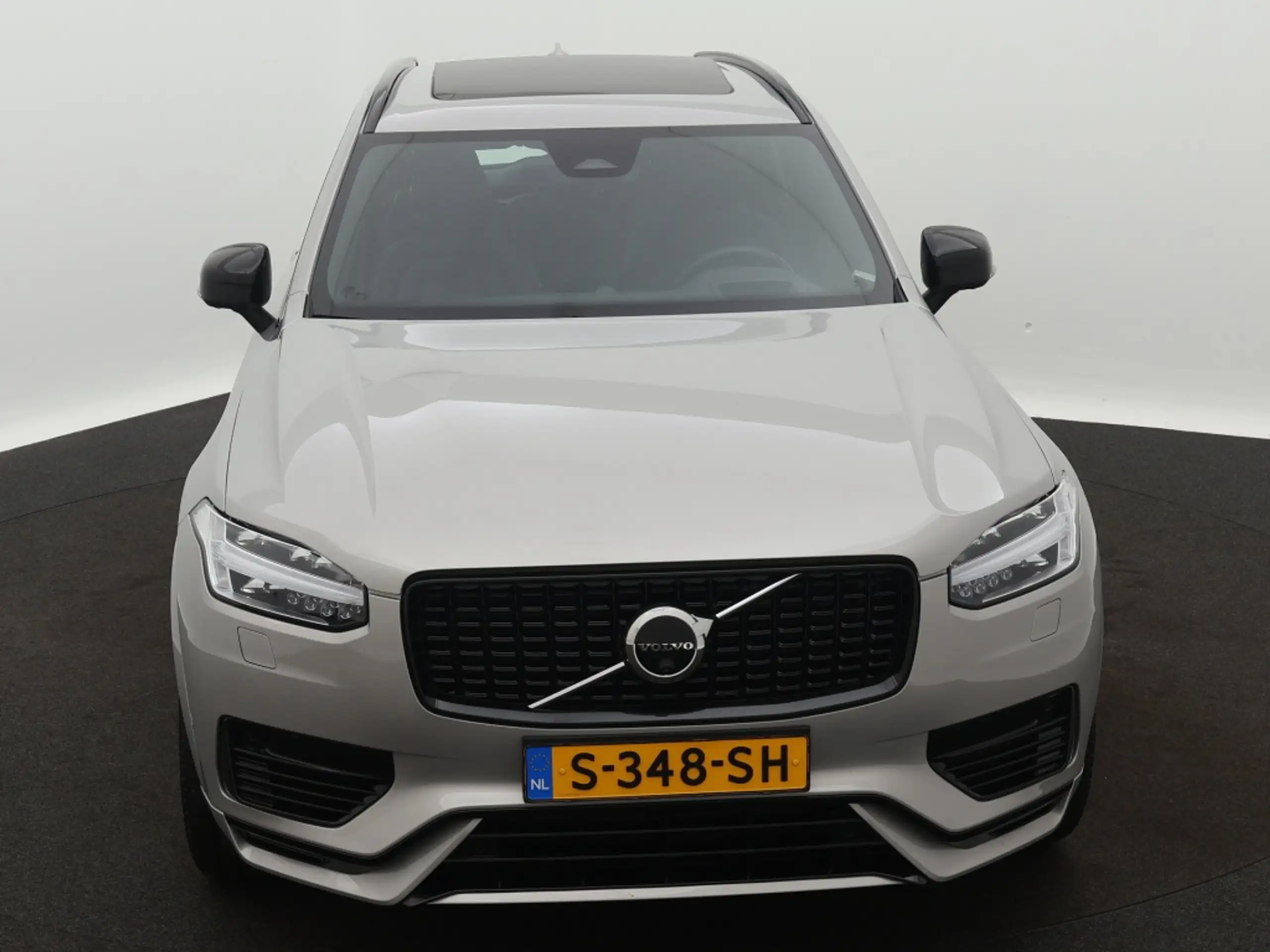 Volvo - XC90