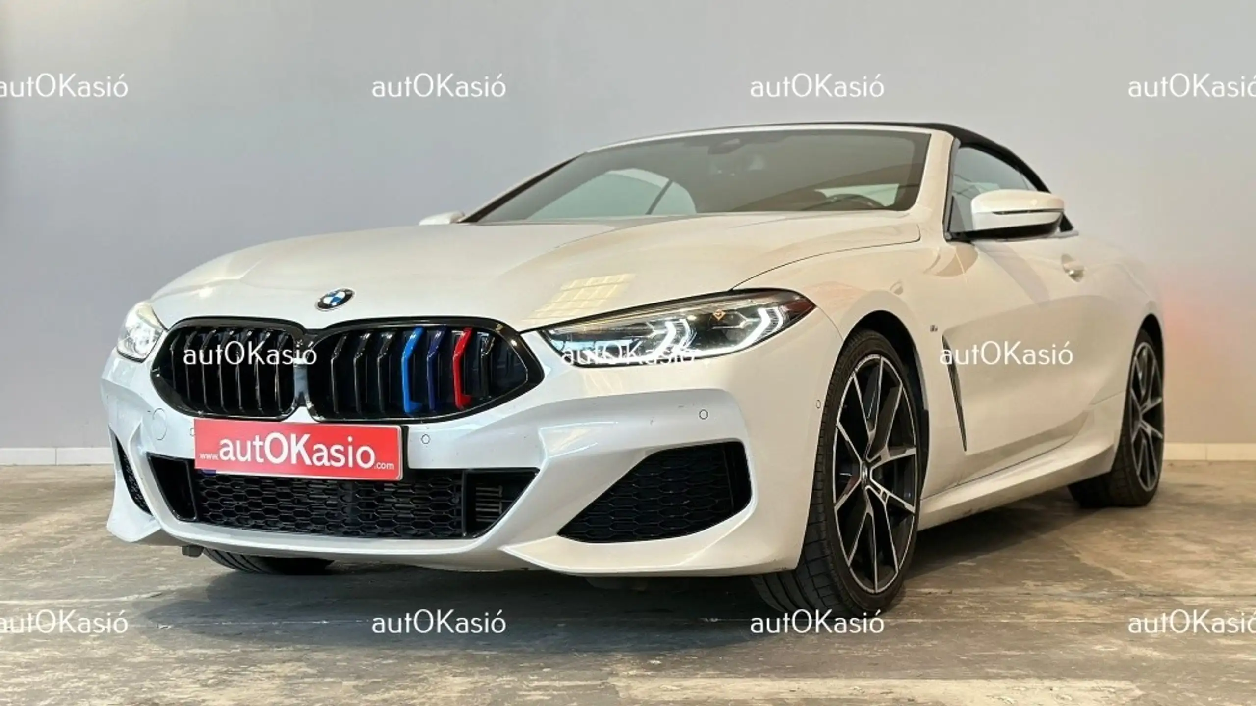 BMW - 840