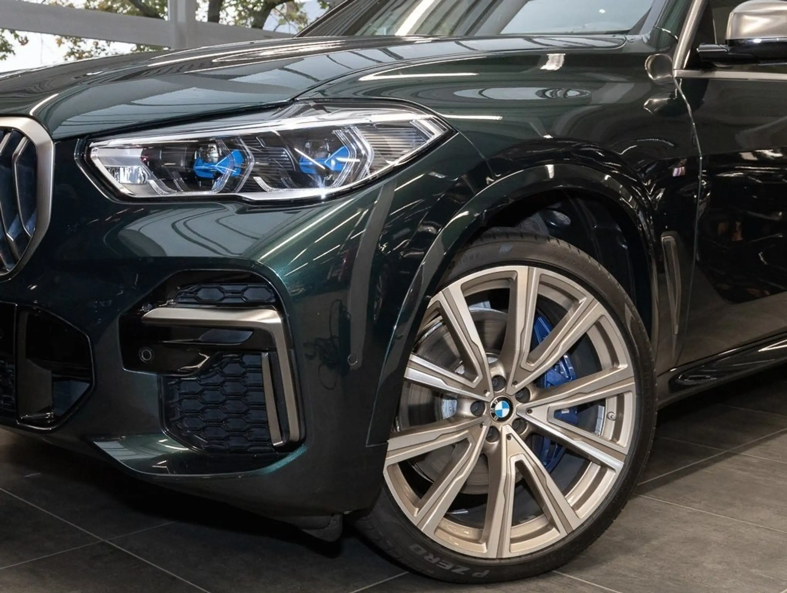 BMW - X5 M