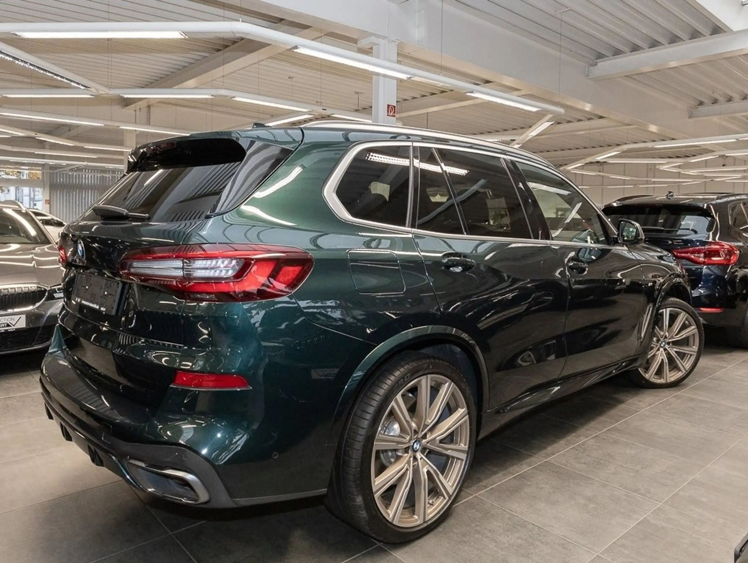 BMW - X5 M