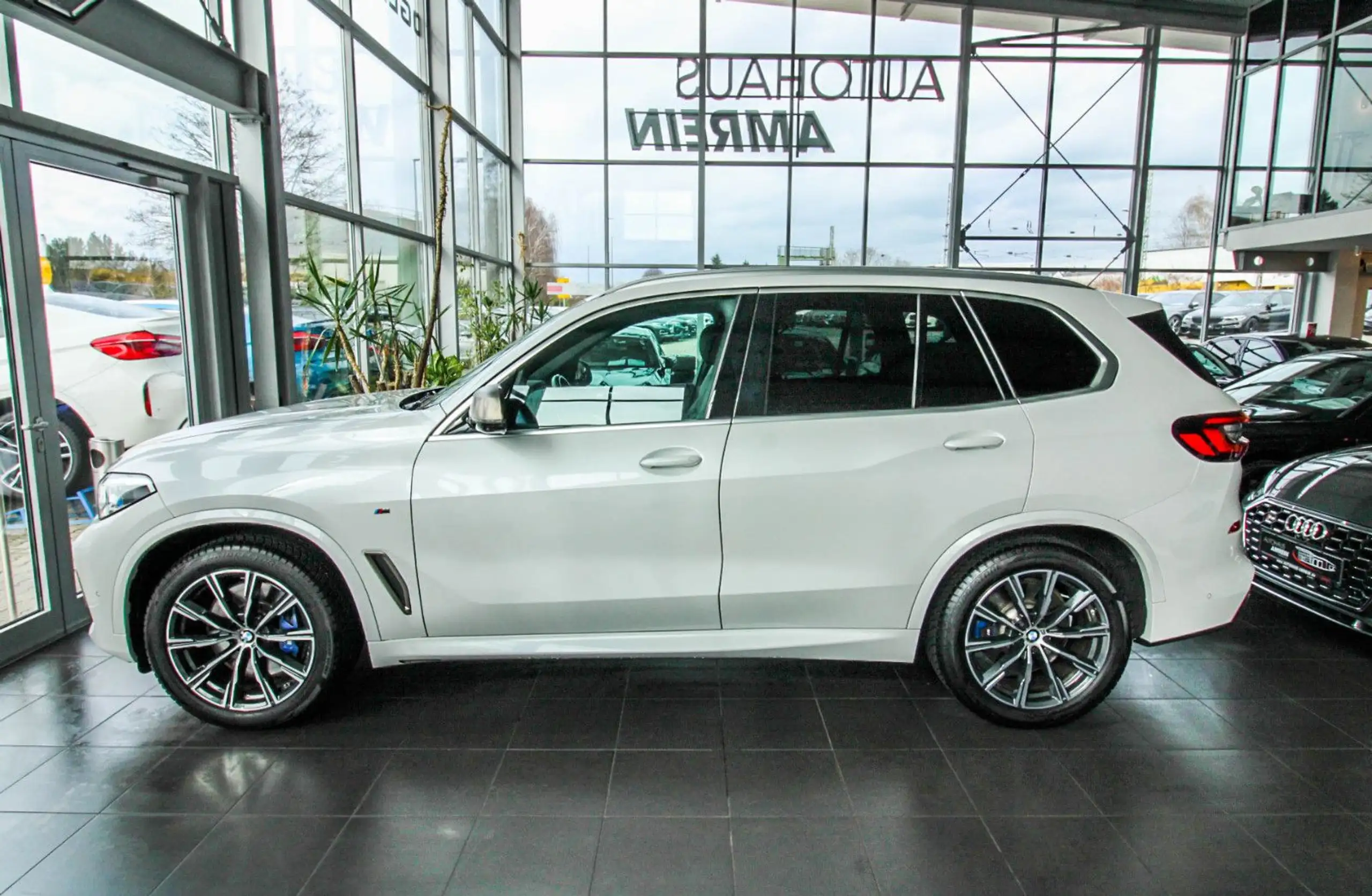 BMW - X5 M